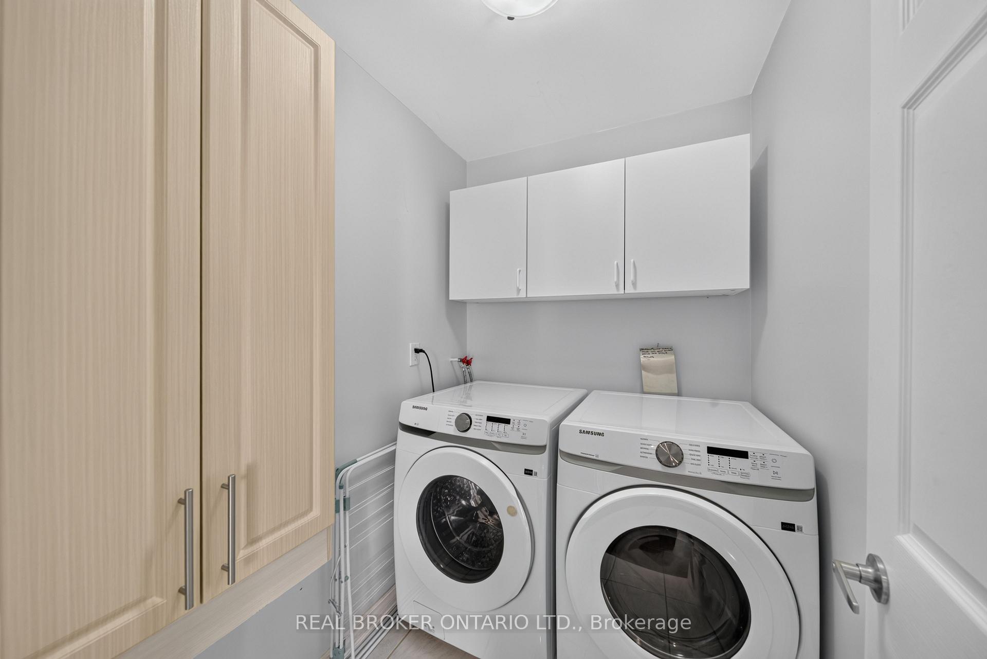 Photo 21 of 63 Eric Clarke Drive, Whitby, Rolling Acres — HOMEH