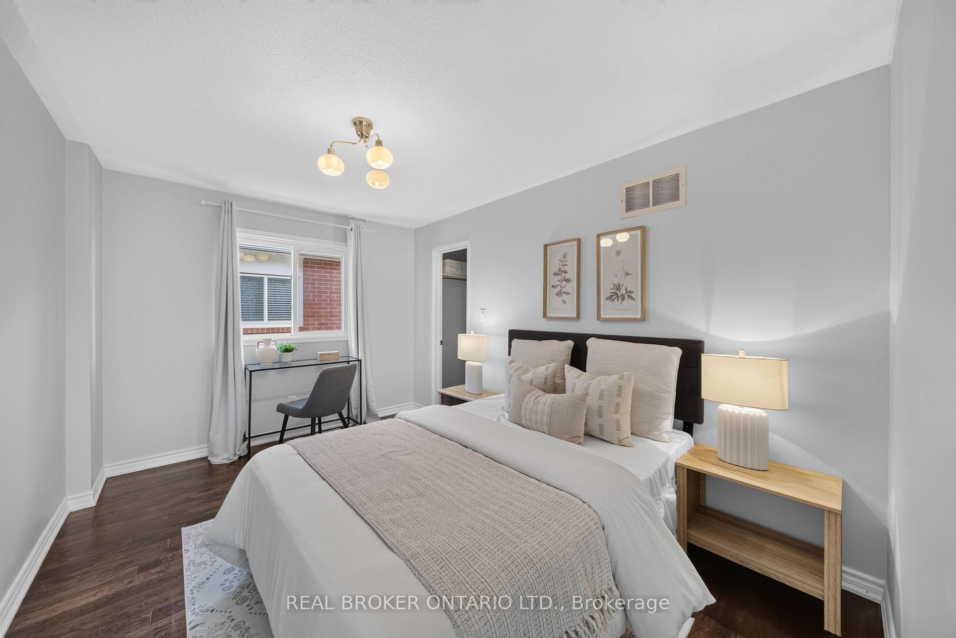 Photo 22 of 63 Eric Clarke Drive, Whitby, Rolling Acres — HOMEH