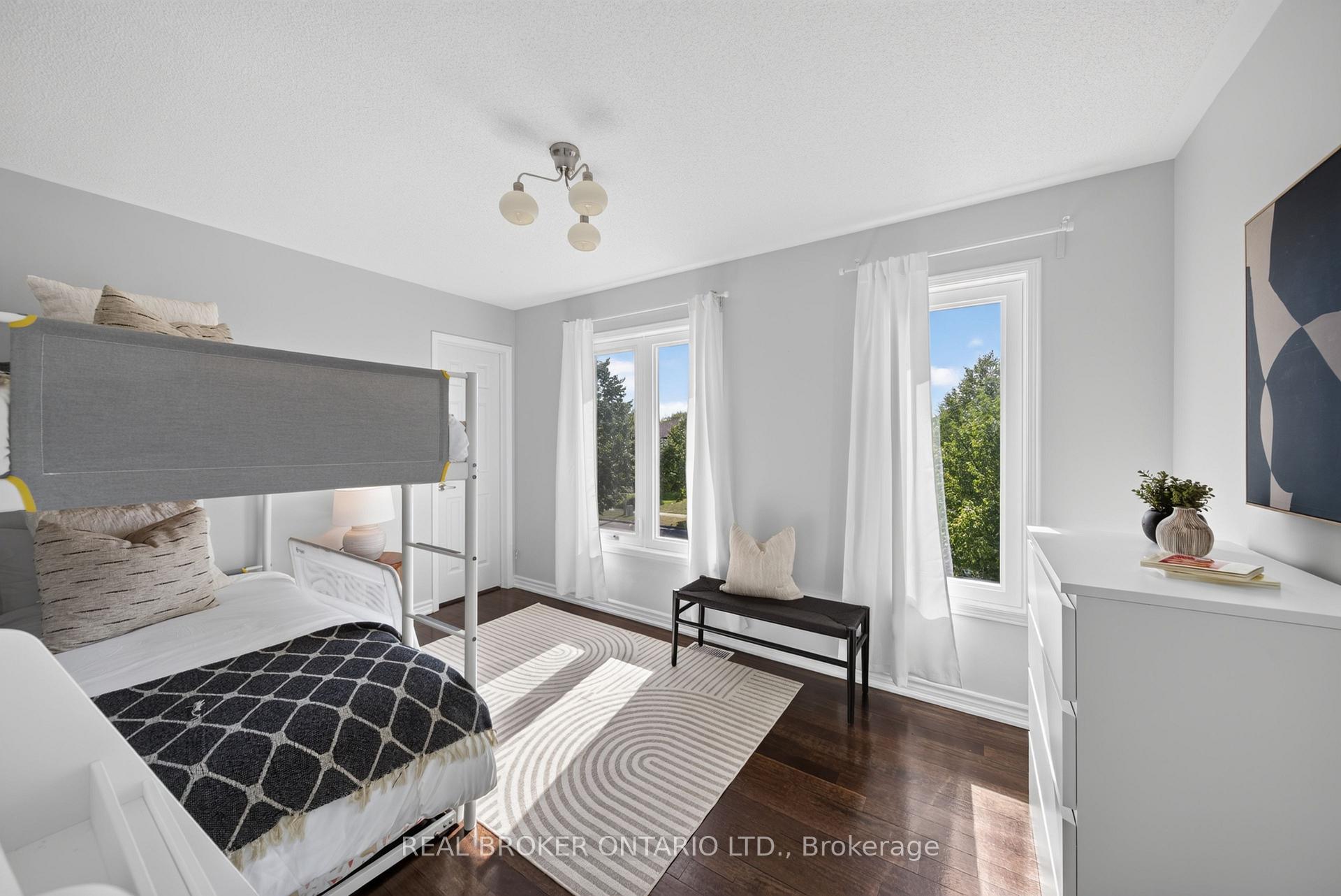Photo 24 of 63 Eric Clarke Drive, Whitby, Rolling Acres — HOMEH