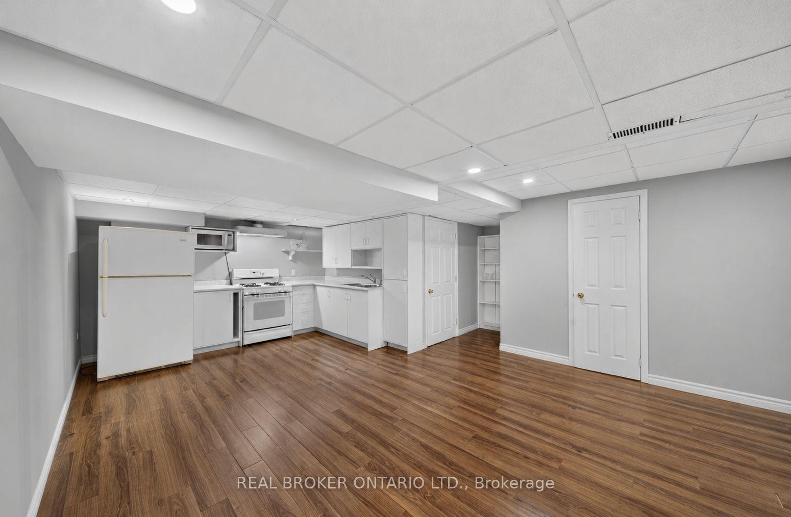 Photo 27 of 63 Eric Clarke Drive, Whitby, Rolling Acres — HOMEH