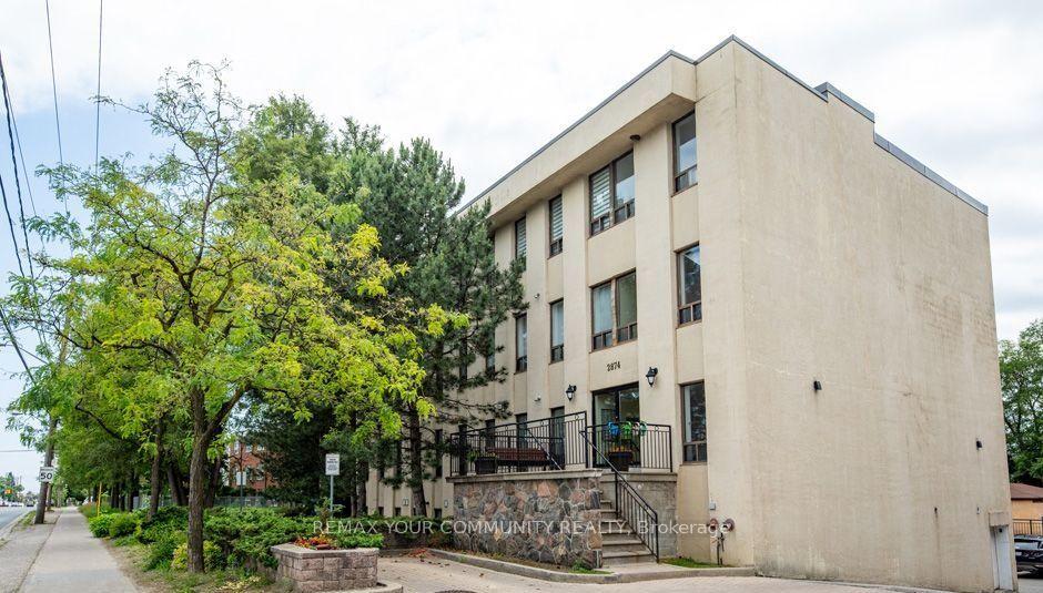 Photo of Unit 405, 2874 Keele Street