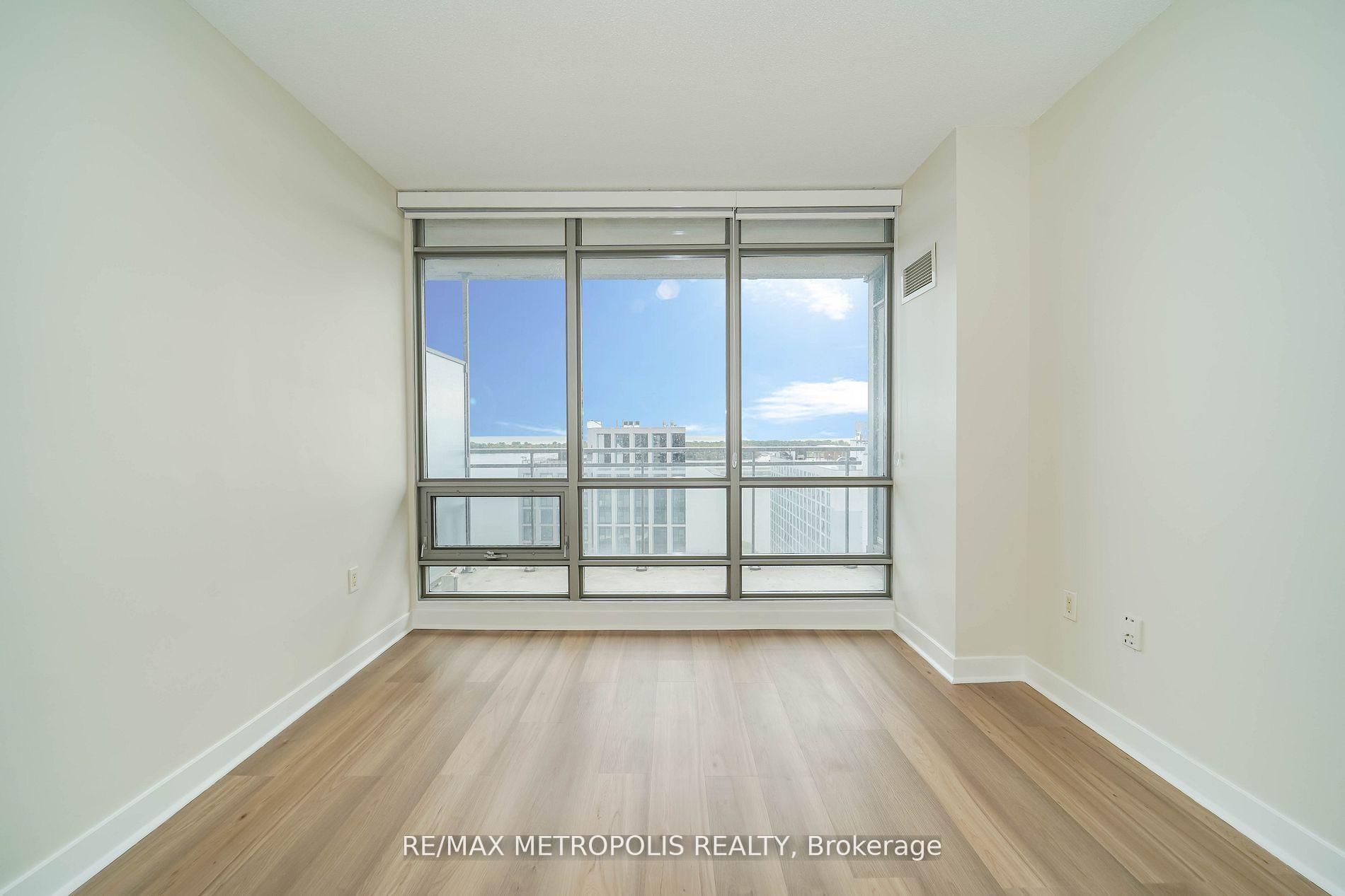 Photo 10 of Unit 2503, 5 Mariner Terrace, Toronto, Waterfront Communities — HOMEH