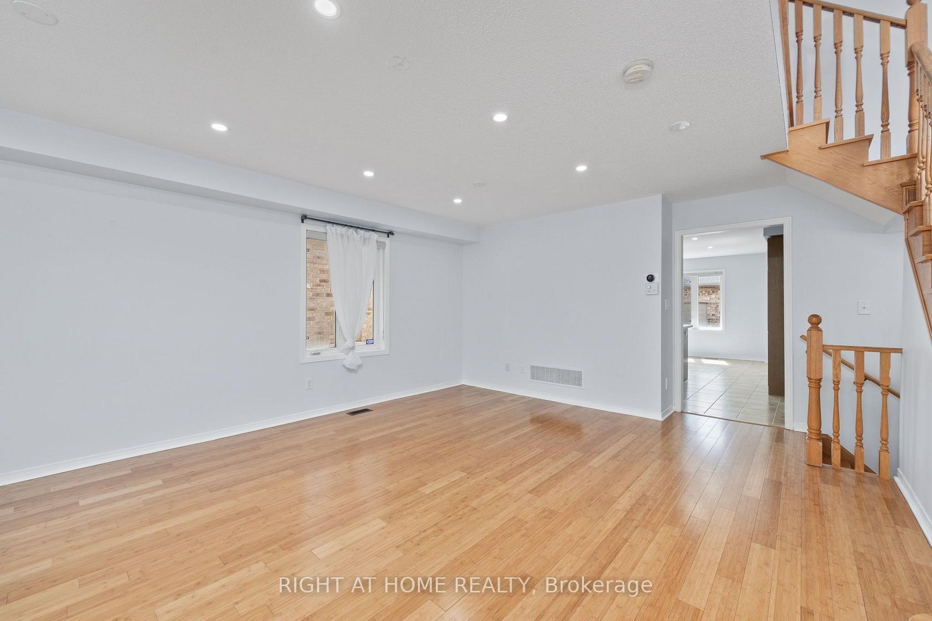 Photo 10 of 3128 Robert Brown Boulevard, Oakville, Glenorchy — HOMEH