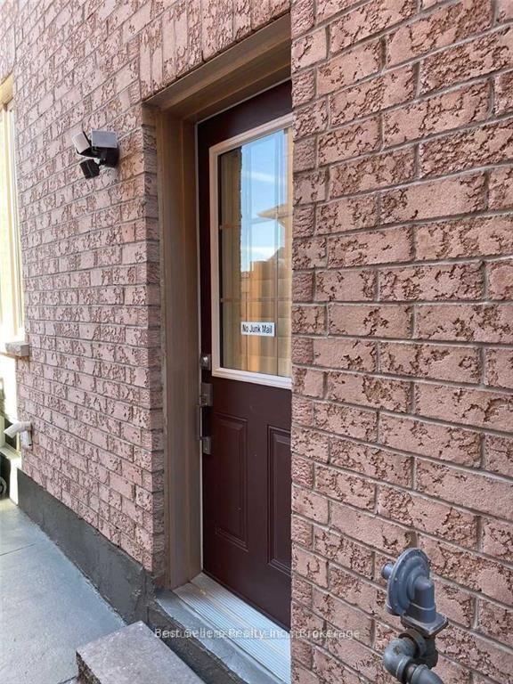 Photo 15 of Unit Bsmt, 32 Stephanie Avenue, Brampton, Bram West — HOMEH