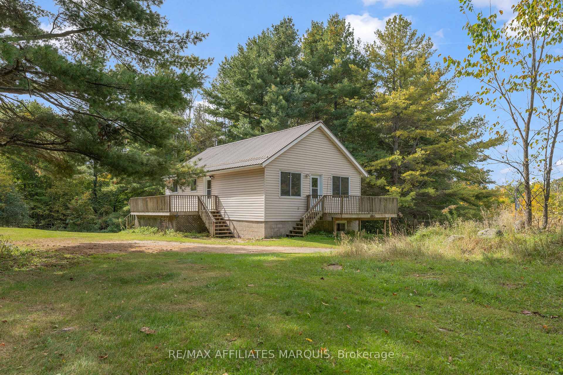 Photo 4 of 1003 Marshall Cota Road, Frontenac, Frontenac Centre — HOMEH