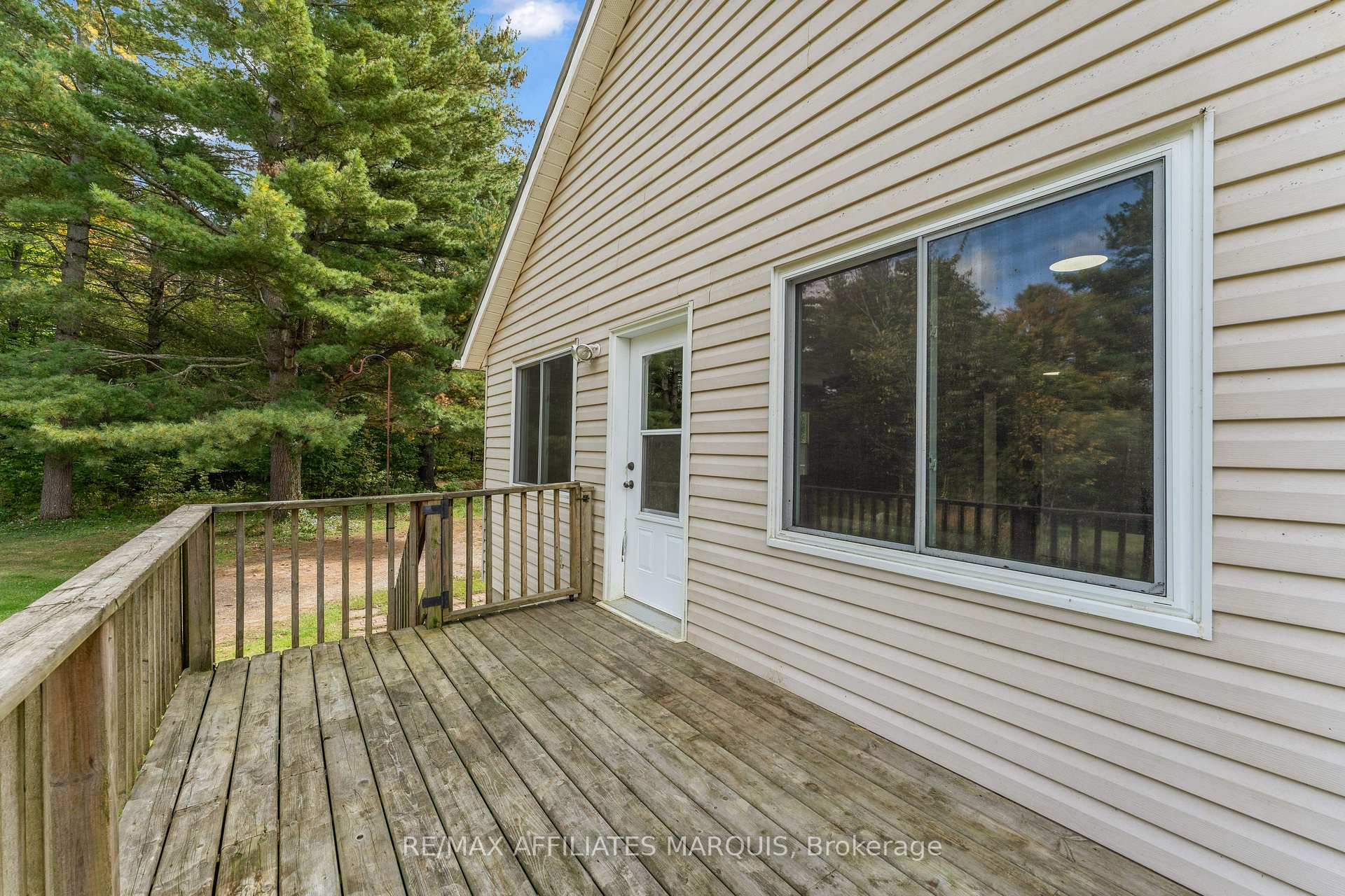 Photo 37 of 1003 Marshall Cota Road, Frontenac, Frontenac Centre — HOMEH