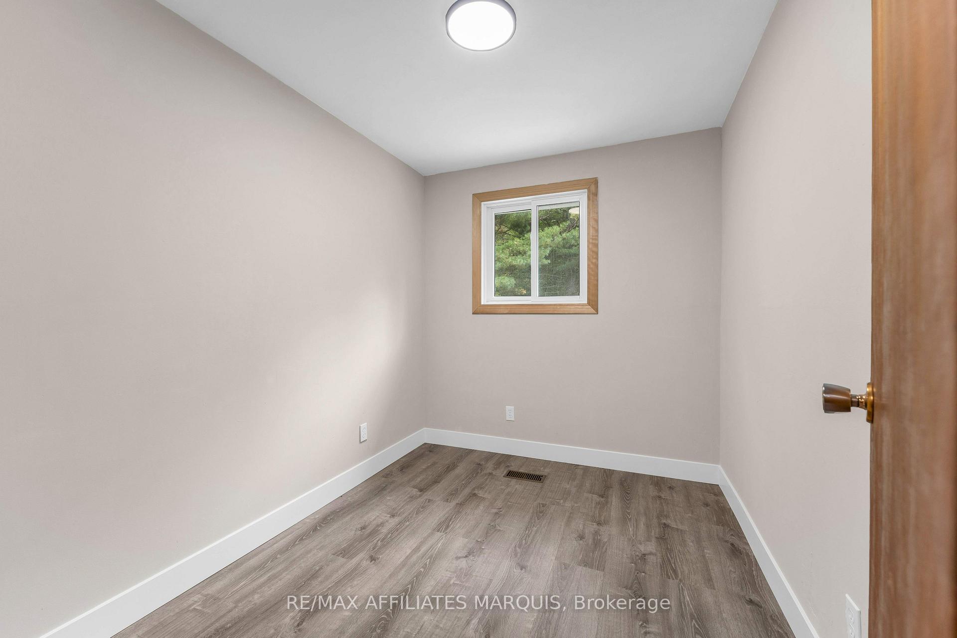 Photo 17 of 1003 Marshall Cota Road, Frontenac, Frontenac Centre — HOMEH