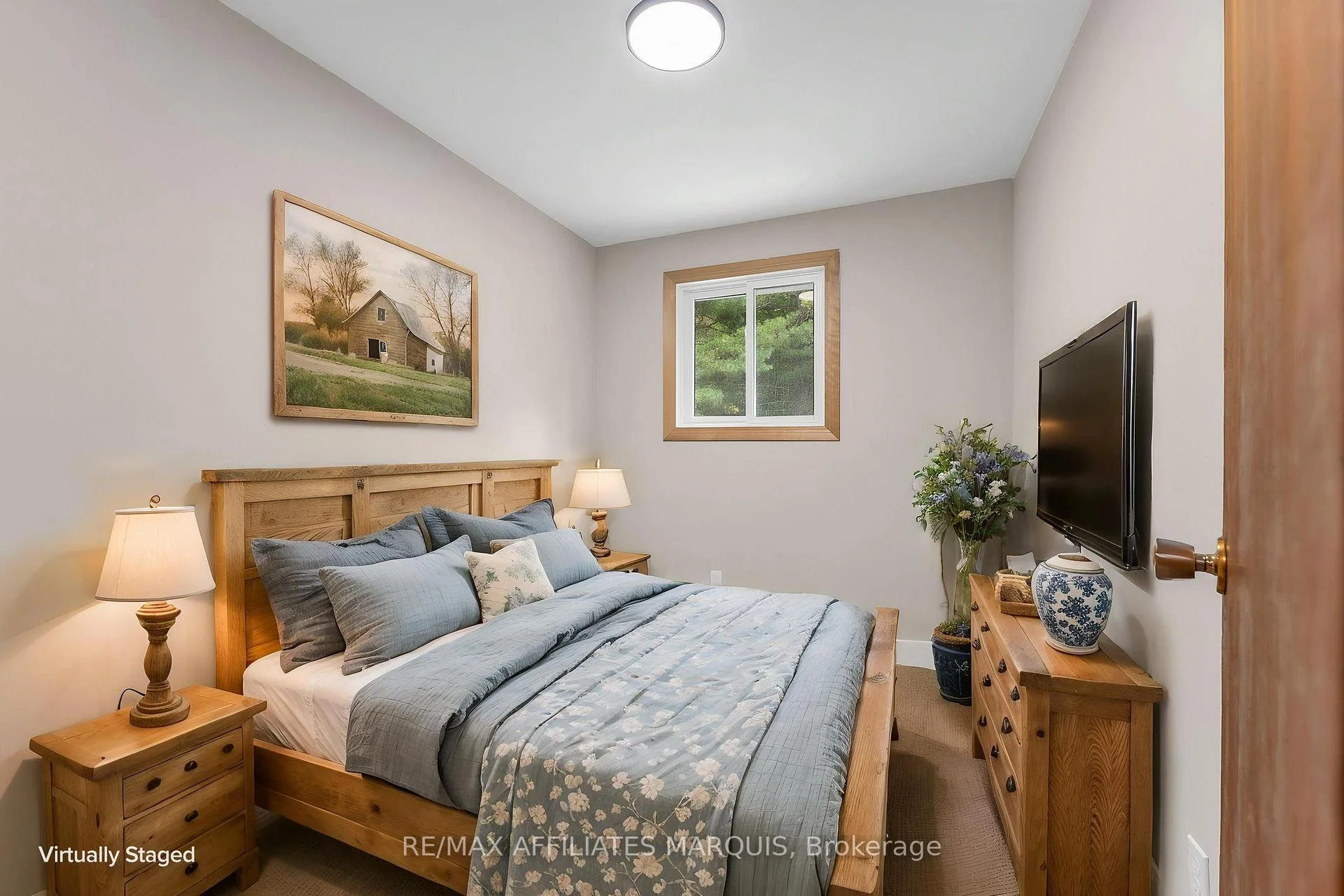 Photo 15 of 1003 Marshall Cota Road, Frontenac, Frontenac Centre — HOMEH