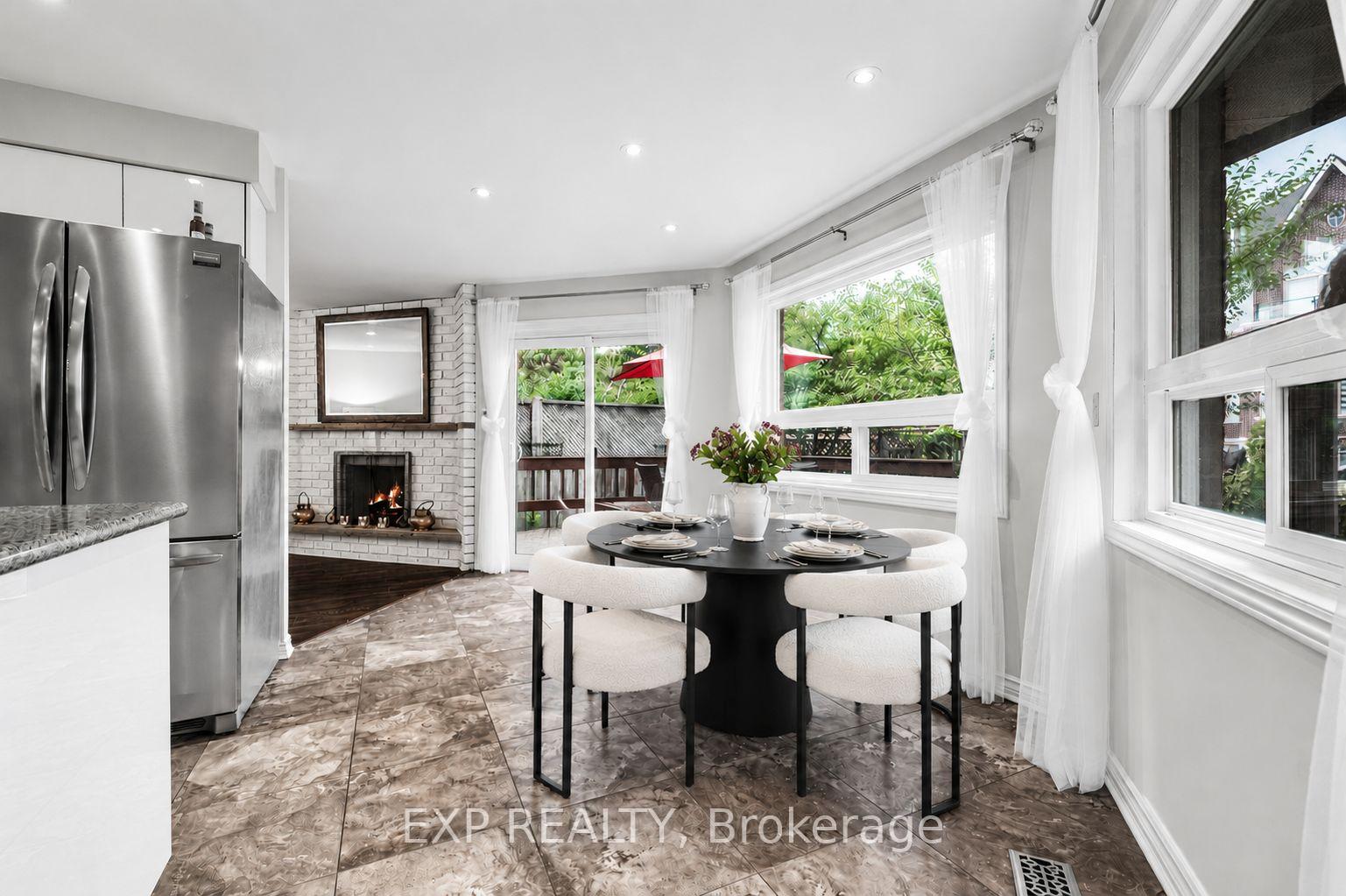 Photo 11 of 16 Wainwright Avenue, Richmond Hill, North Richvale — HOMEH