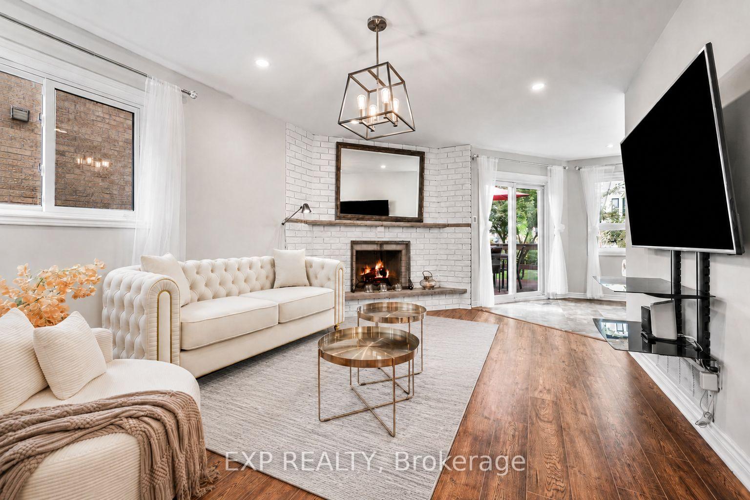 Photo 13 of 16 Wainwright Avenue, Richmond Hill, North Richvale — HOMEH
