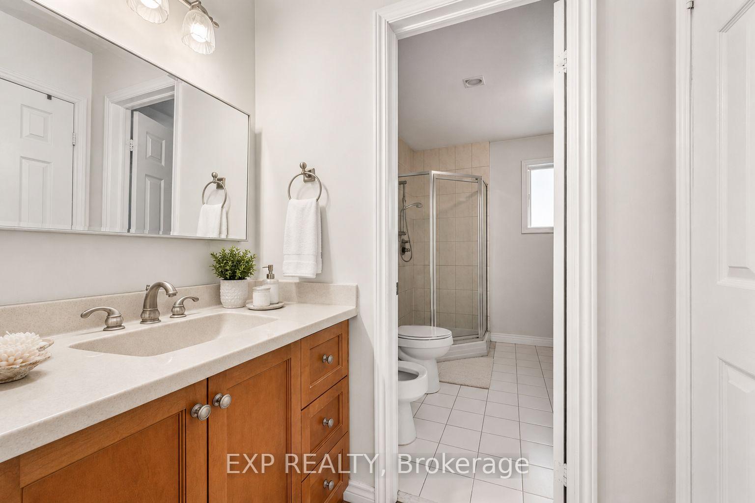 Photo 20 of 16 Wainwright Avenue, Richmond Hill, North Richvale — HOMEH