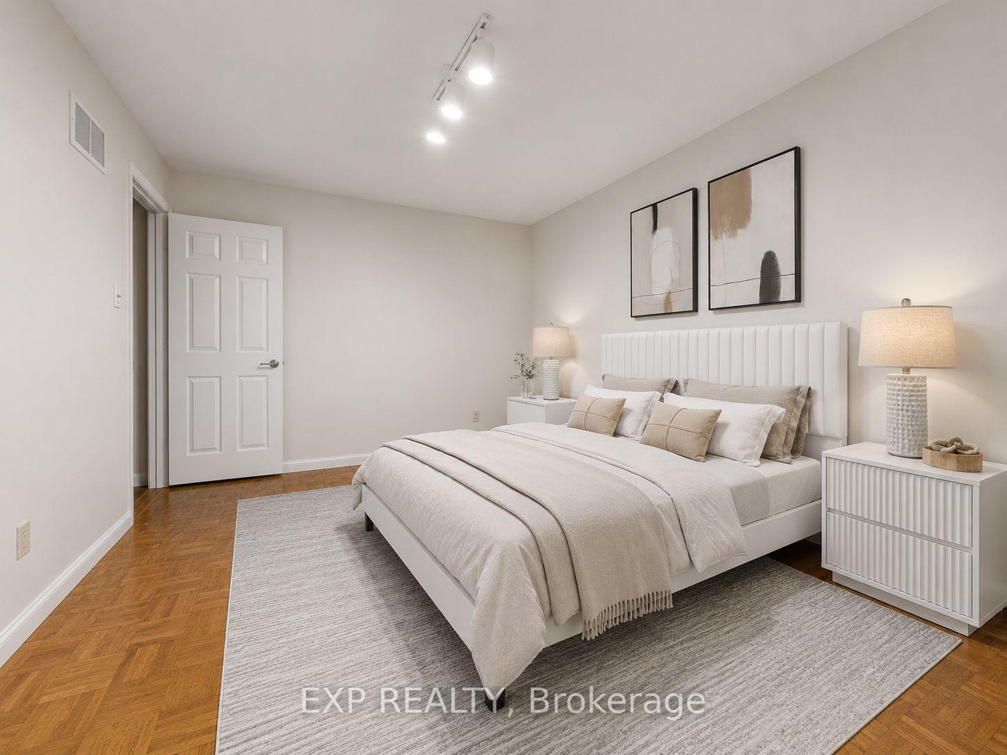Photo 21 of 16 Wainwright Avenue, Richmond Hill, North Richvale — HOMEH