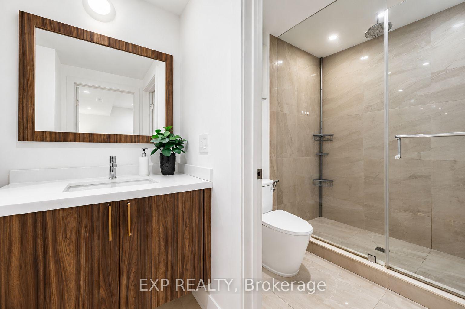 Photo 32 of 16 Wainwright Avenue, Richmond Hill, North Richvale — HOMEH