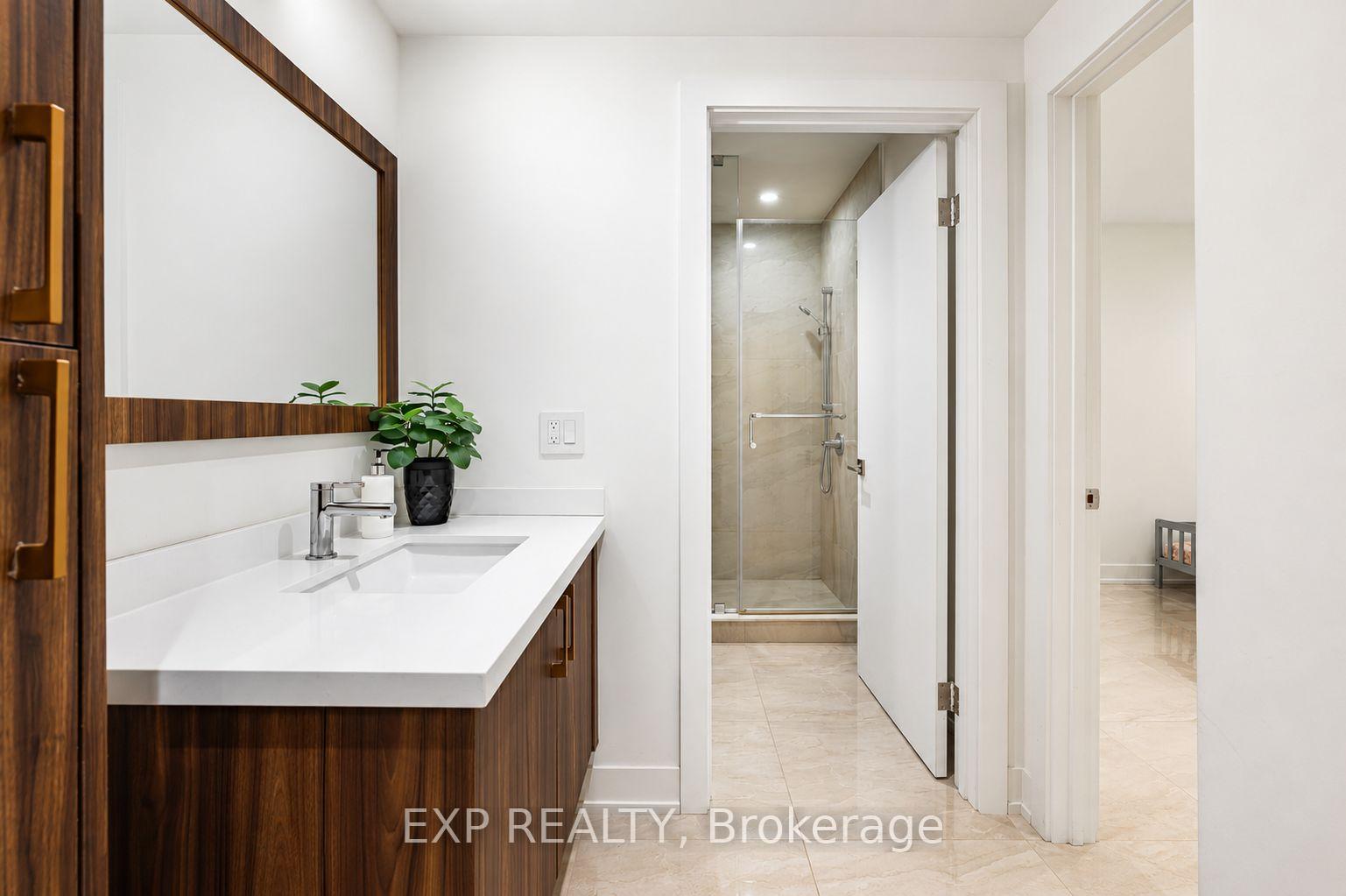 Photo 34 of 16 Wainwright Avenue, Richmond Hill, North Richvale — HOMEH