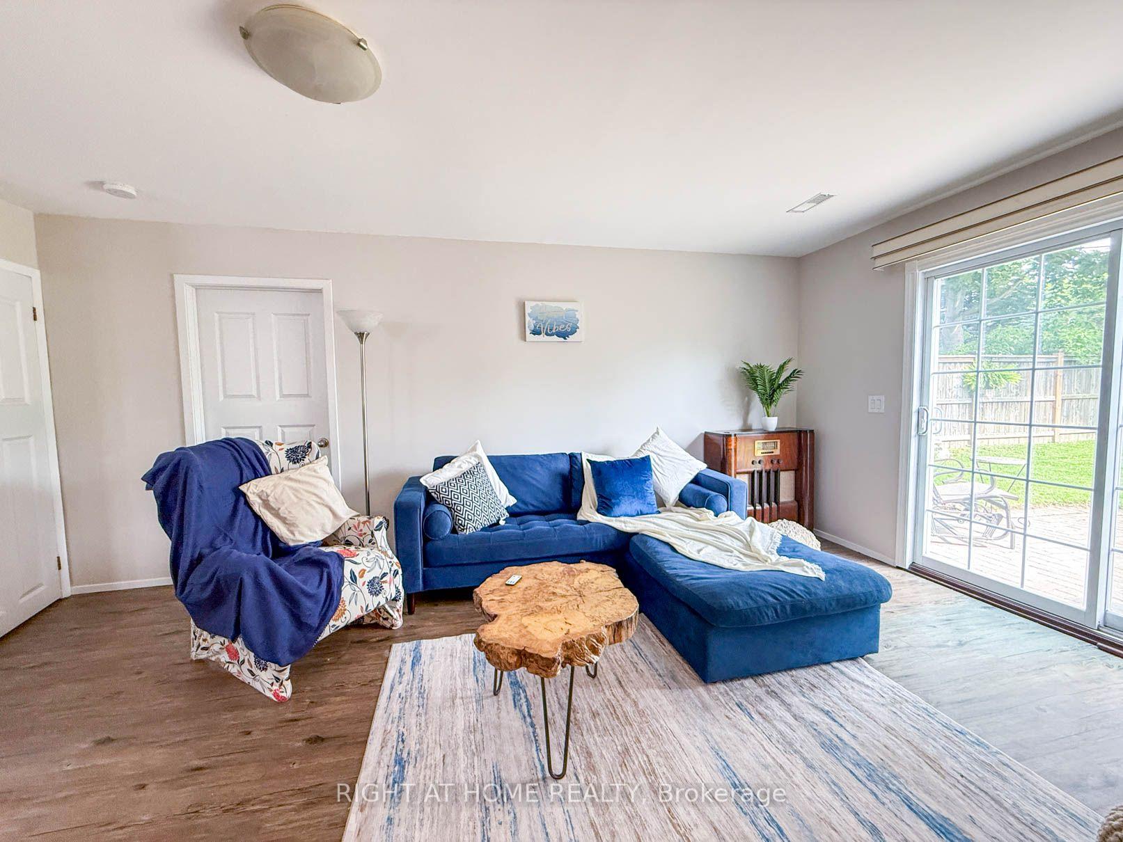 Photo 3 of 2623 Kaymar Crescent, Sarnia — HOMEH