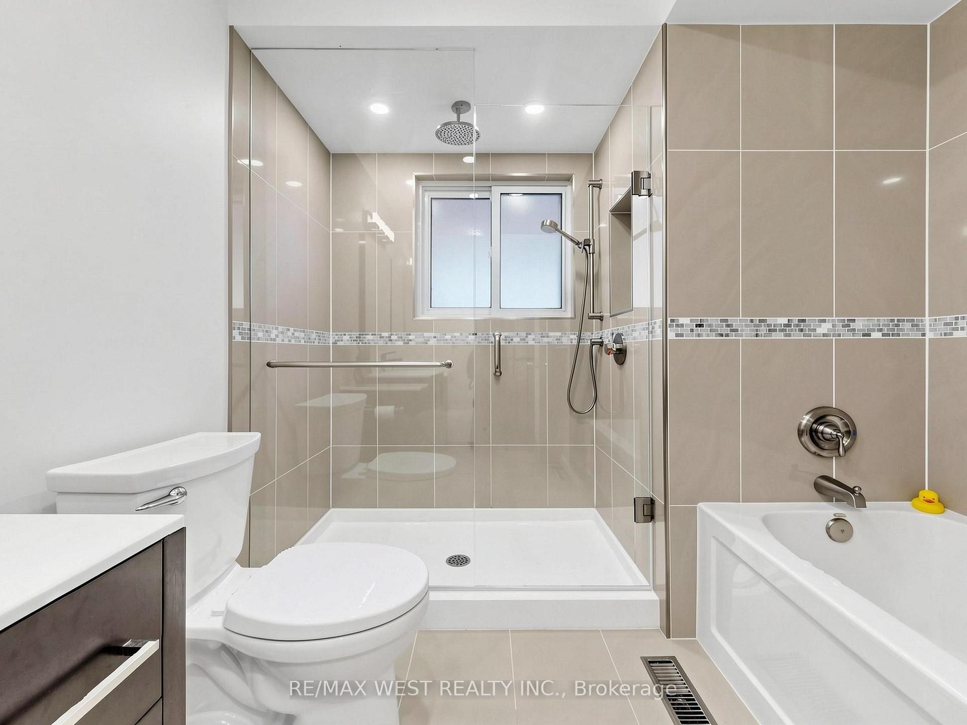 Photo 14 of 41 Burnview Crescent, Scarborough, Woburn — HOMEH
