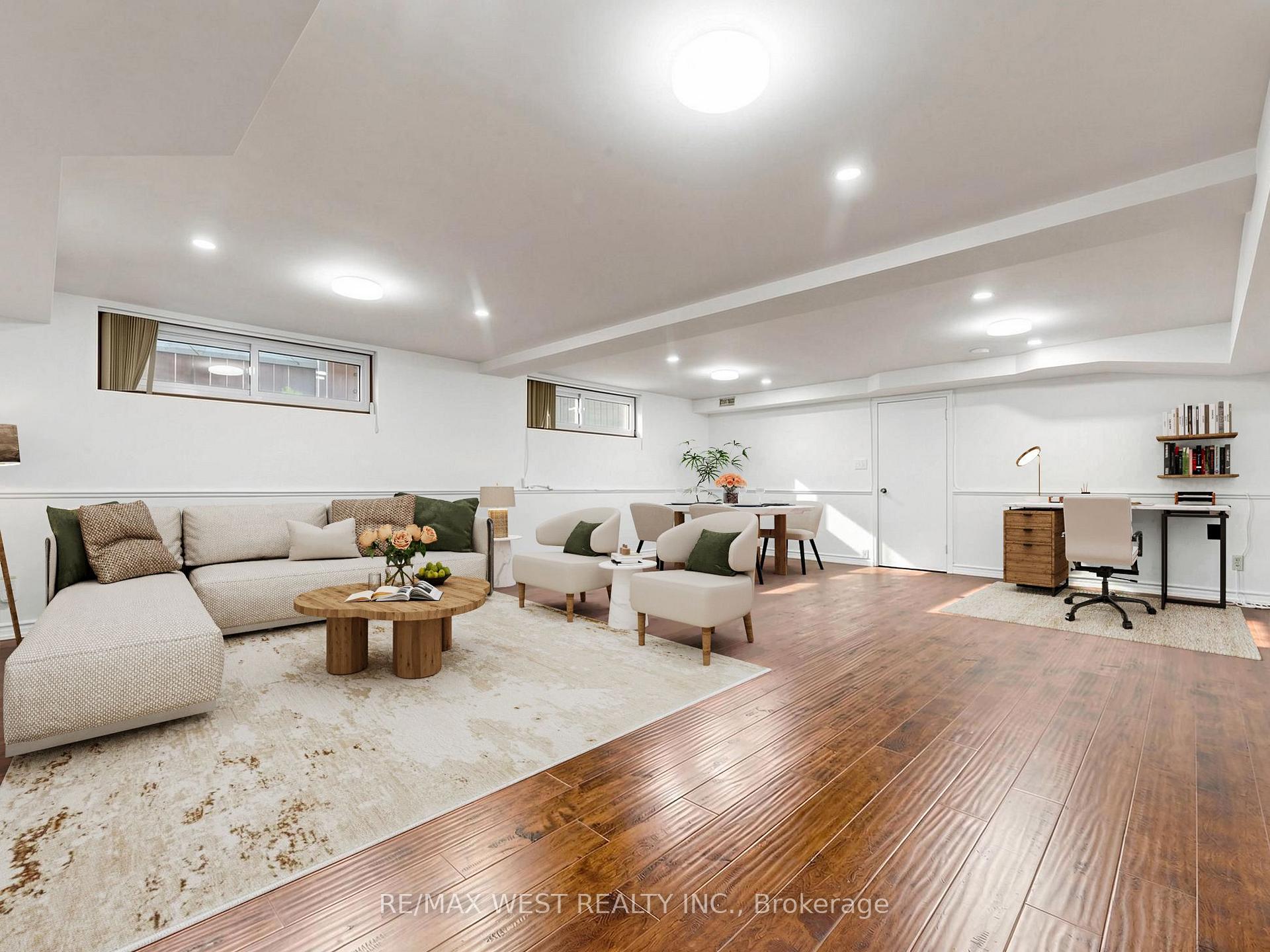 Photo 20 of 41 Burnview Crescent, Scarborough, Woburn — HOMEH