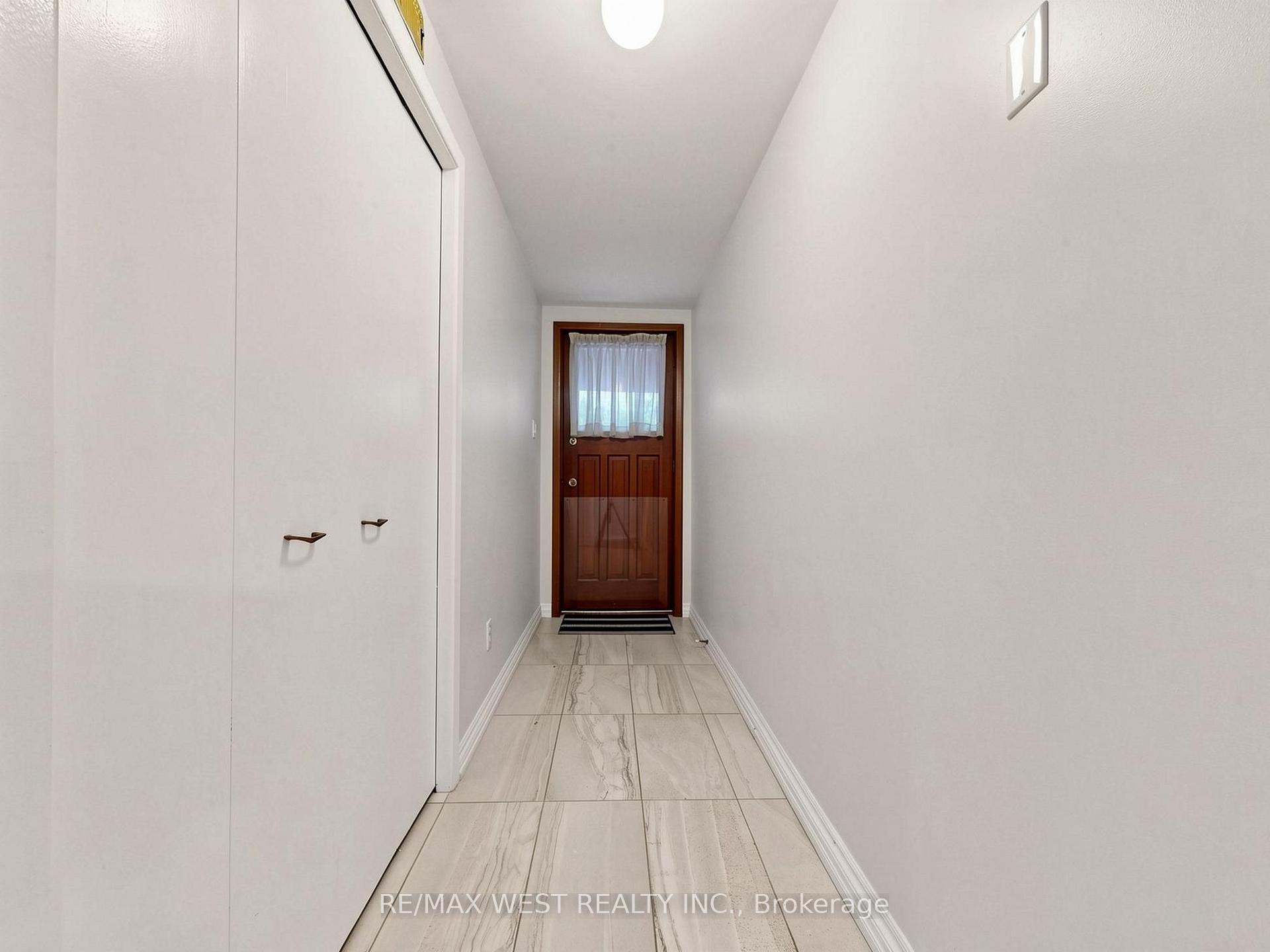 Photo 25 of 41 Burnview Crescent, Scarborough, Woburn — HOMEH