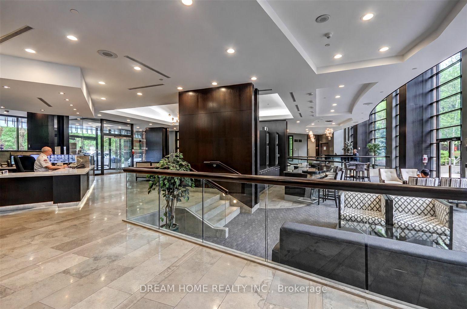 Photo 3 of Unit 711, 23 Sheppard Avenue E, North York, Willowdale East — HOMEH
