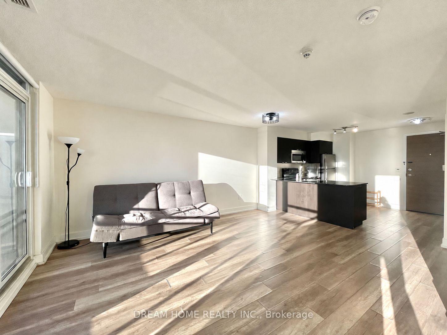 Photo 4 of Unit 711, 23 Sheppard Avenue E, North York, Willowdale East — HOMEH