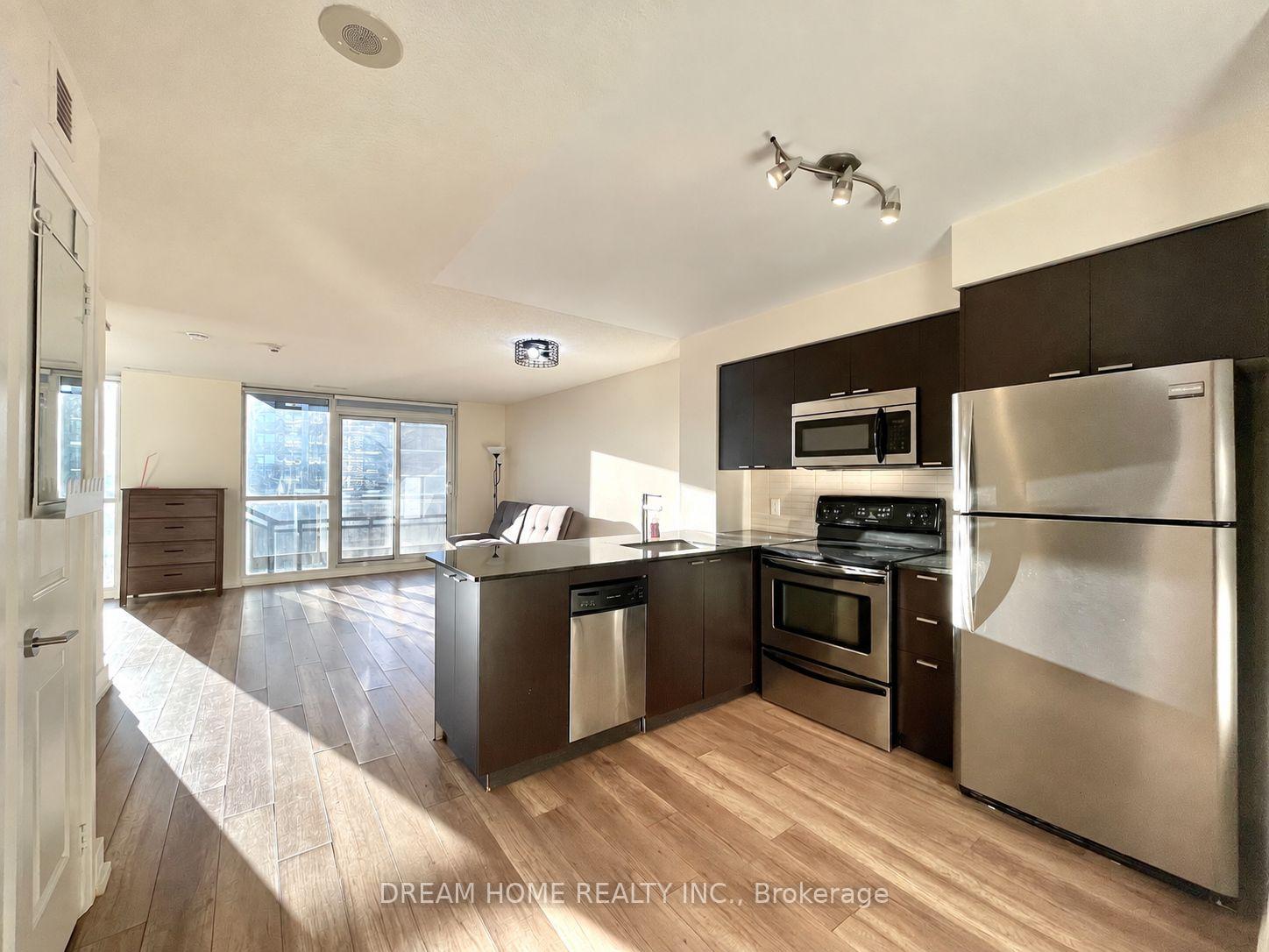 Photo 5 of Unit 711, 23 Sheppard Avenue E, North York, Willowdale East — HOMEH