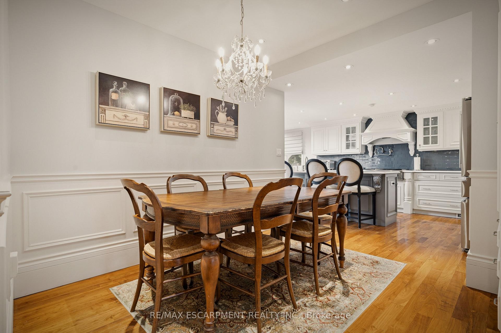 Photo 15 of 74 Oak Knoll Drive, Hamilton, Westdale — HOMEH