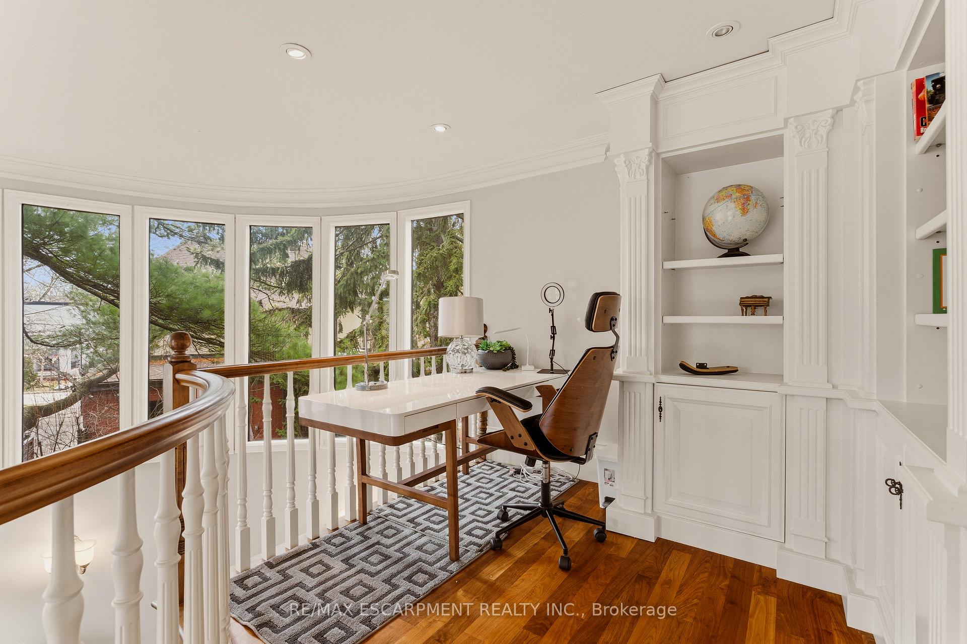 Photo 29 of 74 Oak Knoll Drive, Hamilton, Westdale — HOMEH