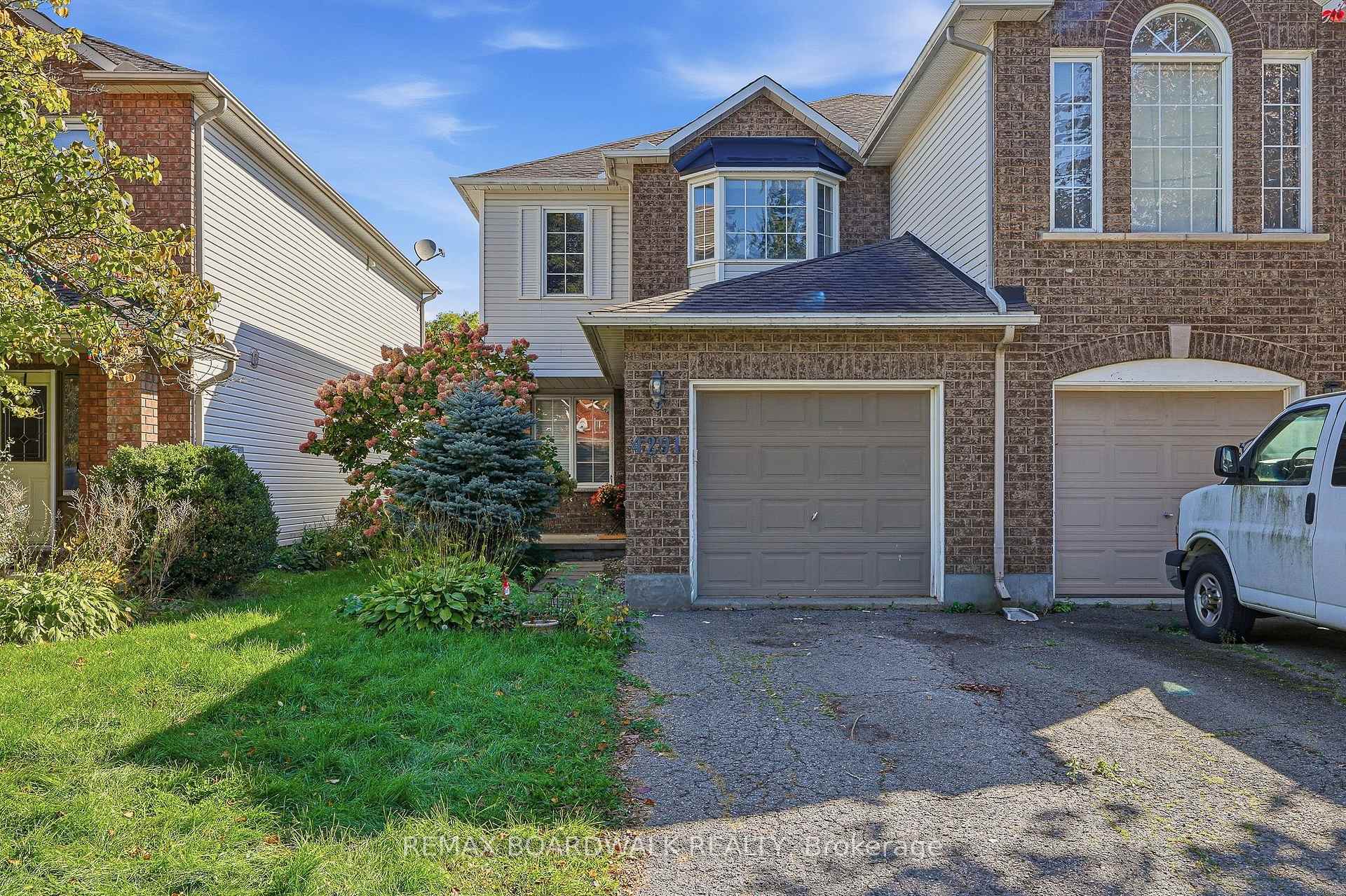 Photo 1 of 4291 Owl Valley Drive, Ottawa, Riverside South/Gloucester Glen — HOMEH