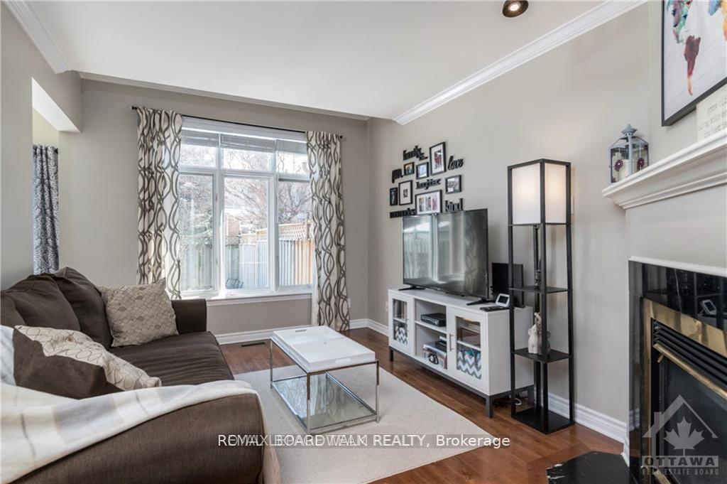 Photo 6 of 4291 Owl Valley Drive, Ottawa, Riverside South/Gloucester Glen — HOMEH