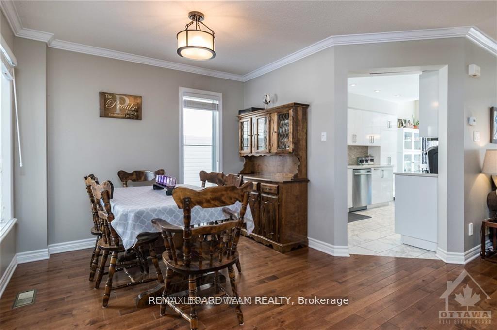 Photo 11 of 4291 Owl Valley Drive, Ottawa, Riverside South/Gloucester Glen — HOMEH