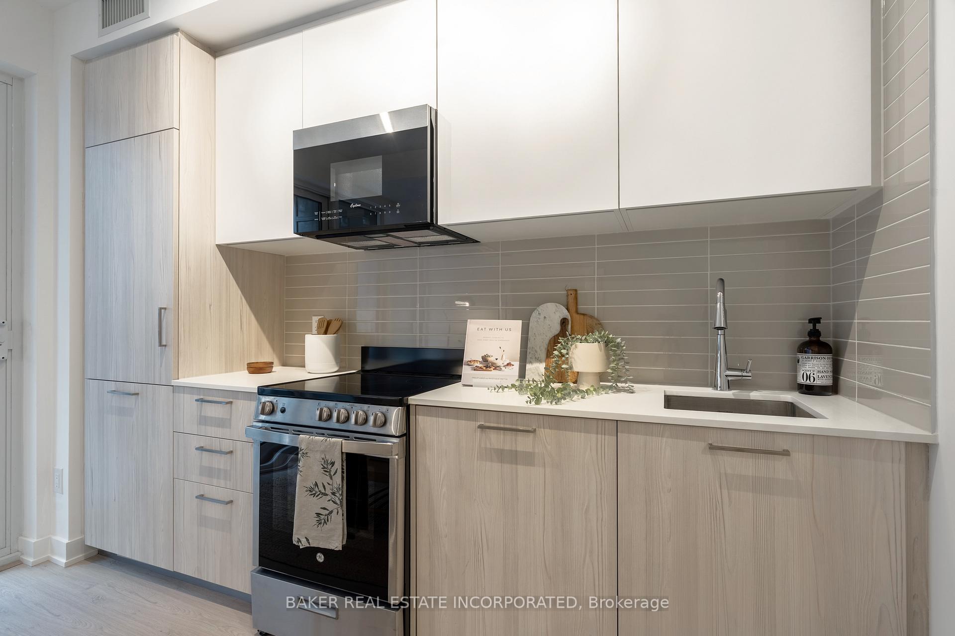 Photo 3 of Unit 412, 65 Mutual Street, Toronto, Church-Yonge Corridor — HOMEH