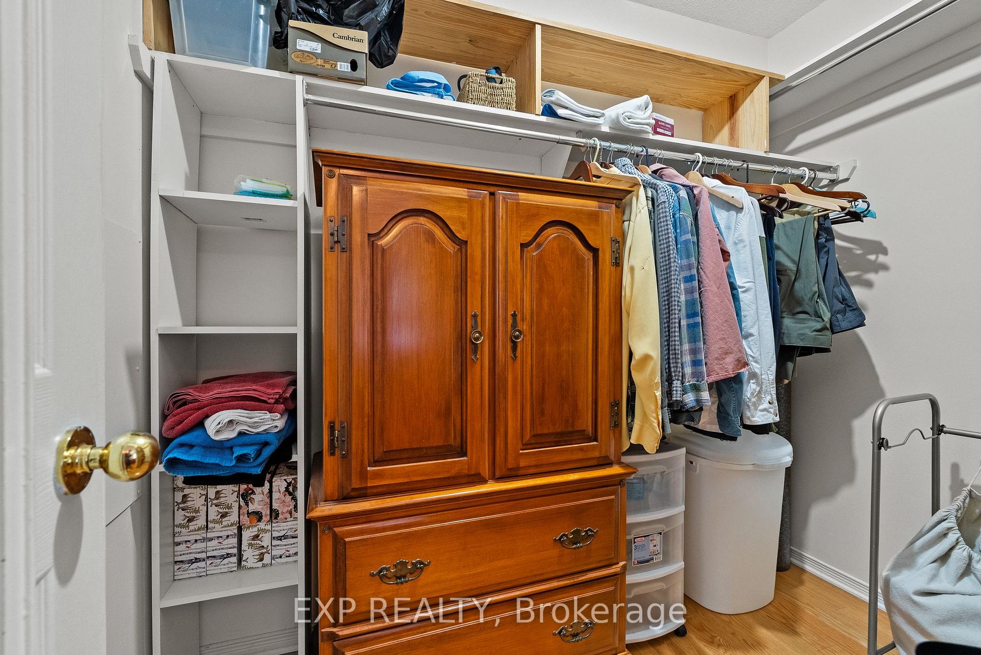 Photo 21 of 534 Lawler Crescent, Ottawa, Chatelaine Village — HOMEH