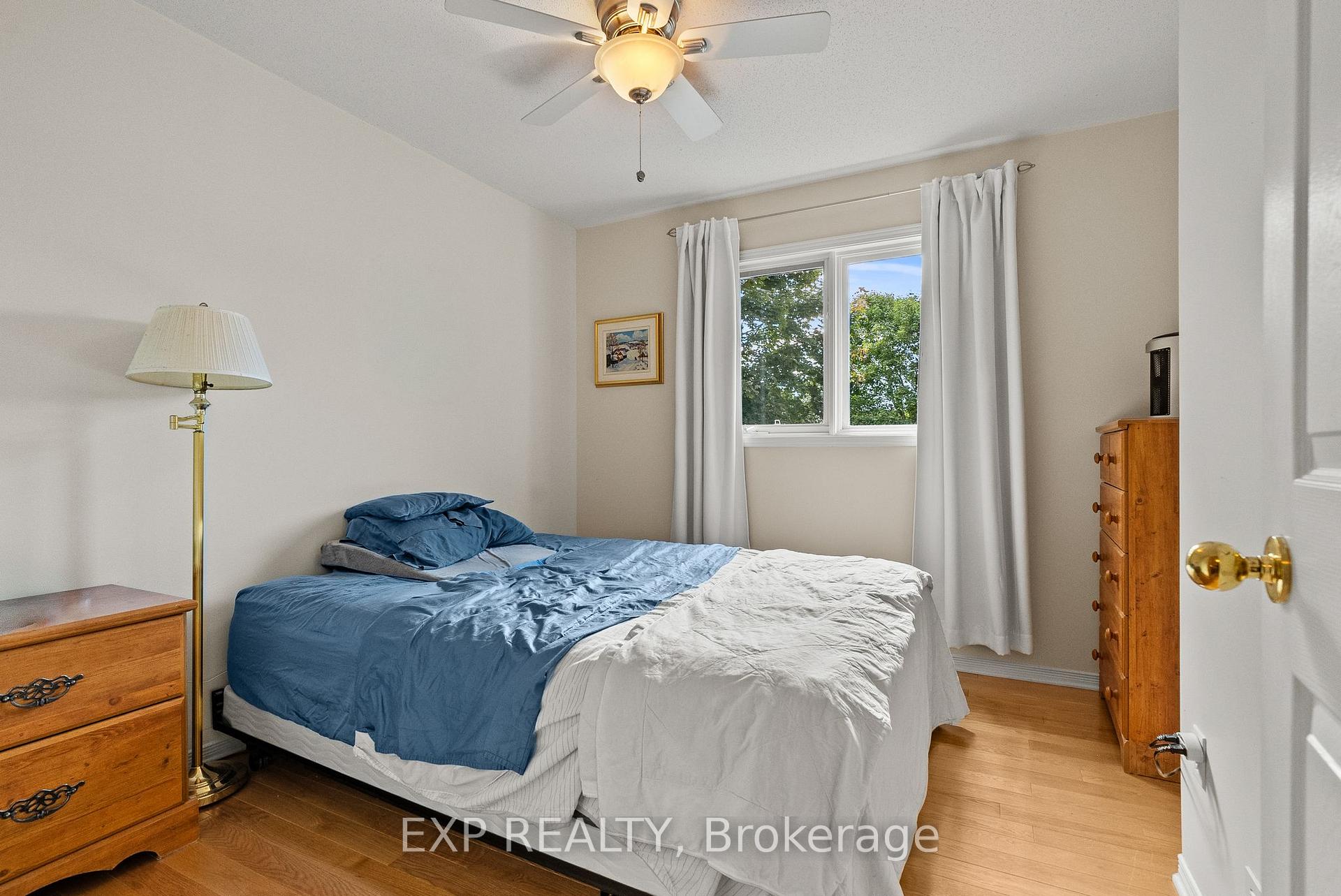 Photo 24 of 534 Lawler Crescent, Ottawa, Chatelaine Village — HOMEH