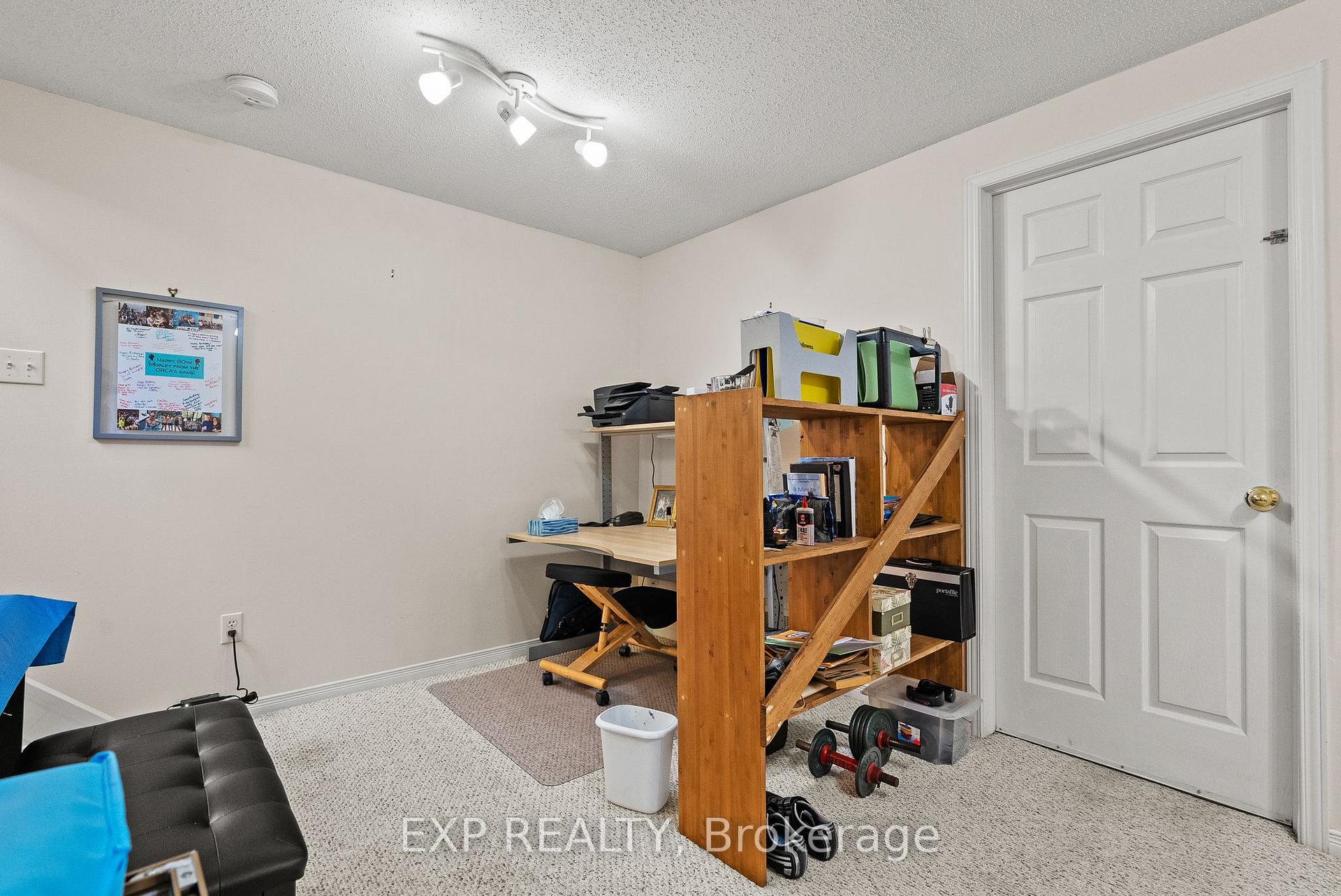 Photo 30 of 534 Lawler Crescent, Ottawa, Chatelaine Village — HOMEH