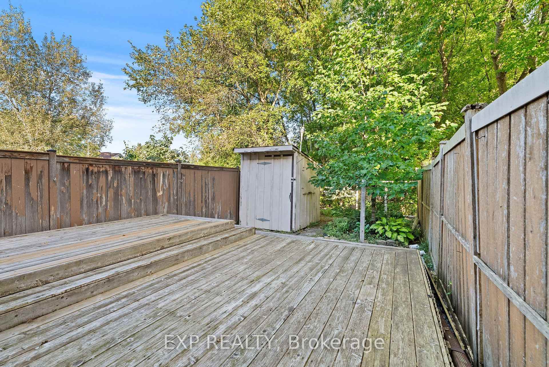 Photo 37 of 534 Lawler Crescent, Ottawa, Chatelaine Village — HOMEH