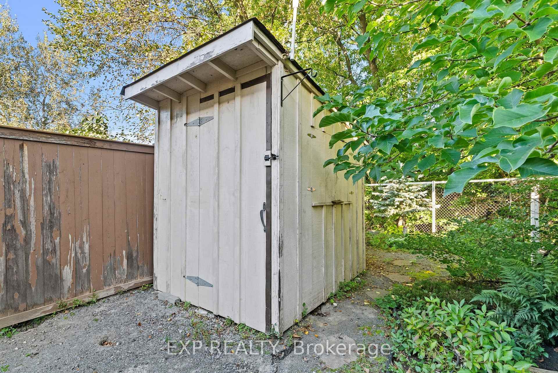 Photo 38 of 534 Lawler Crescent, Ottawa, Chatelaine Village — HOMEH