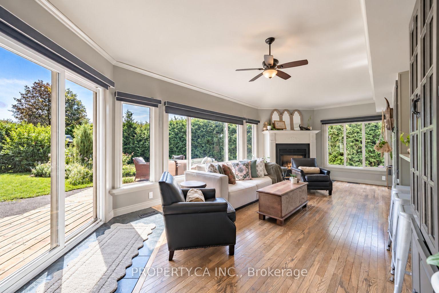 Photo 9 of 609 Annapolis Avenue, Oshawa, McLaughlin — HOMEH