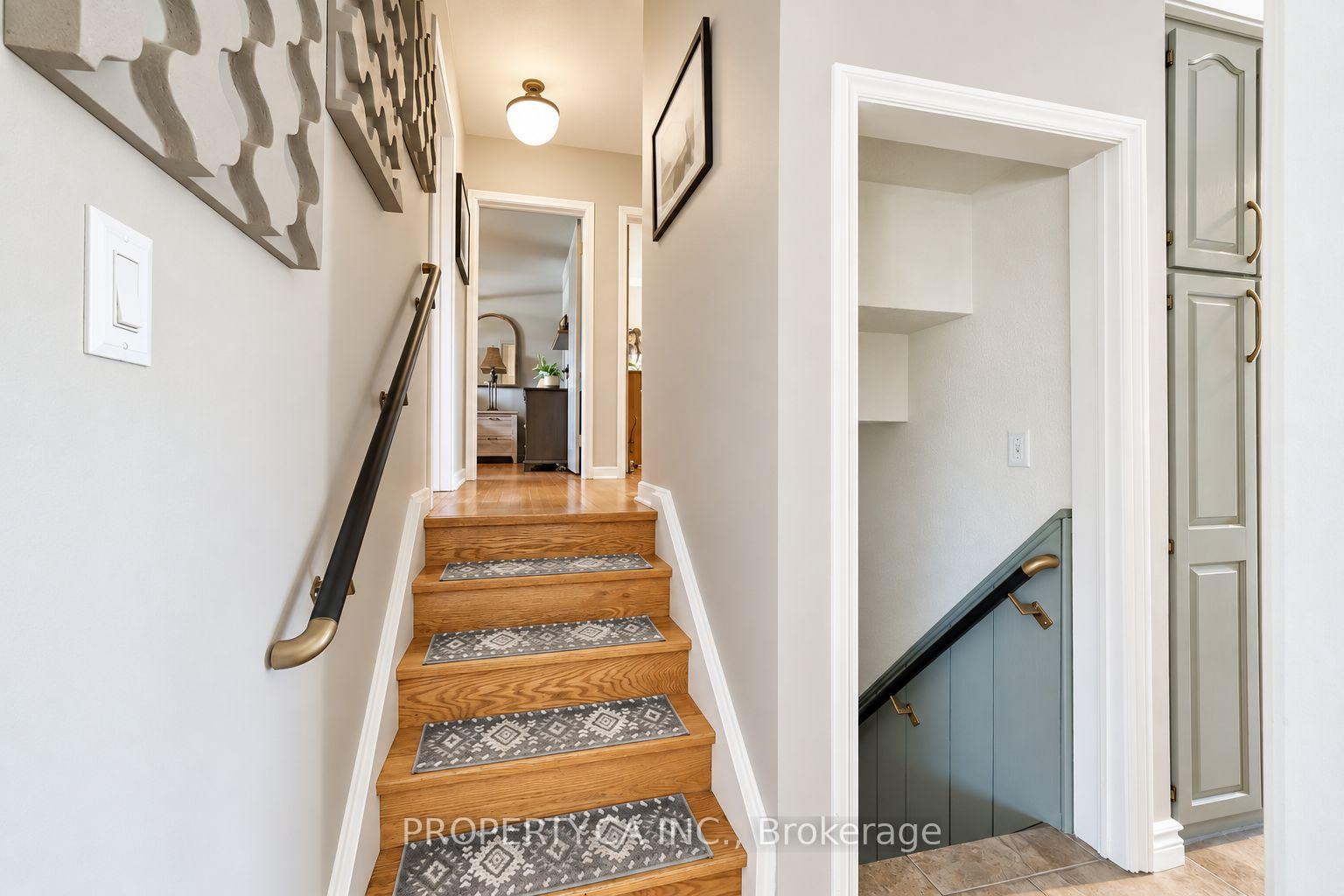 Photo 12 of 609 Annapolis Avenue, Oshawa, McLaughlin — HOMEH