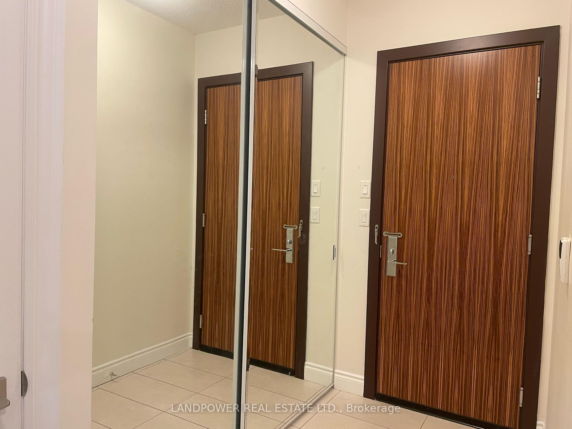 Photo 4 of Unit 901, 50 Clegg Road, Markham, Unionville — HOMEH