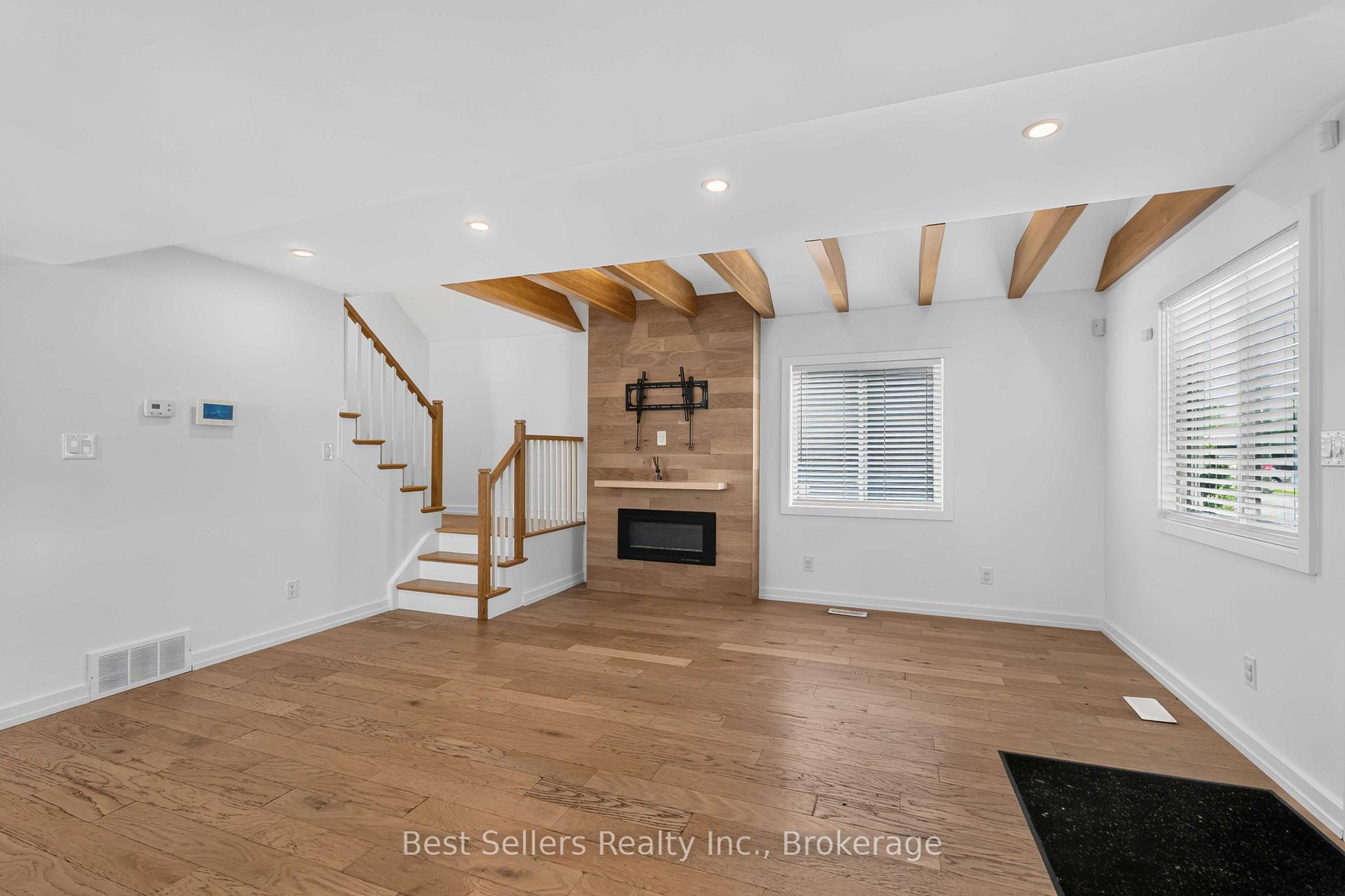 Photo 8 of 85 Pelham Road, St. Catharines, Western Hill — HOMEH