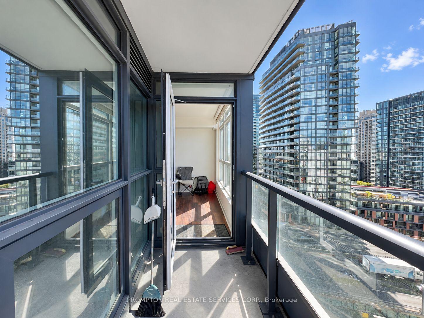Photo 9 of Unit 1615, 80 Queens Wharf Road, Toronto, Waterfront Communities — HOMEH