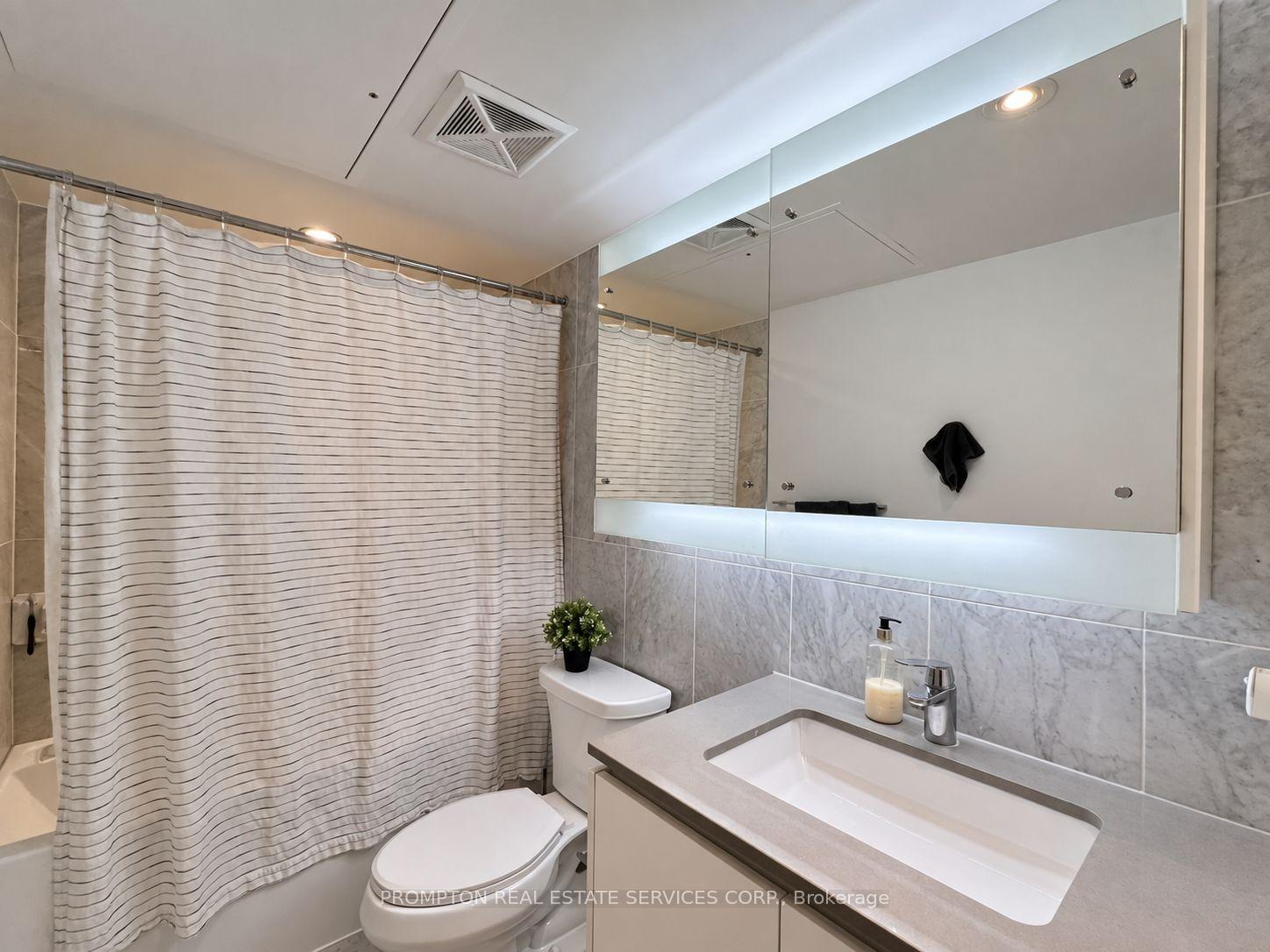 Photo 18 of Unit 1615, 80 Queens Wharf Road, Toronto, Waterfront Communities — HOMEH