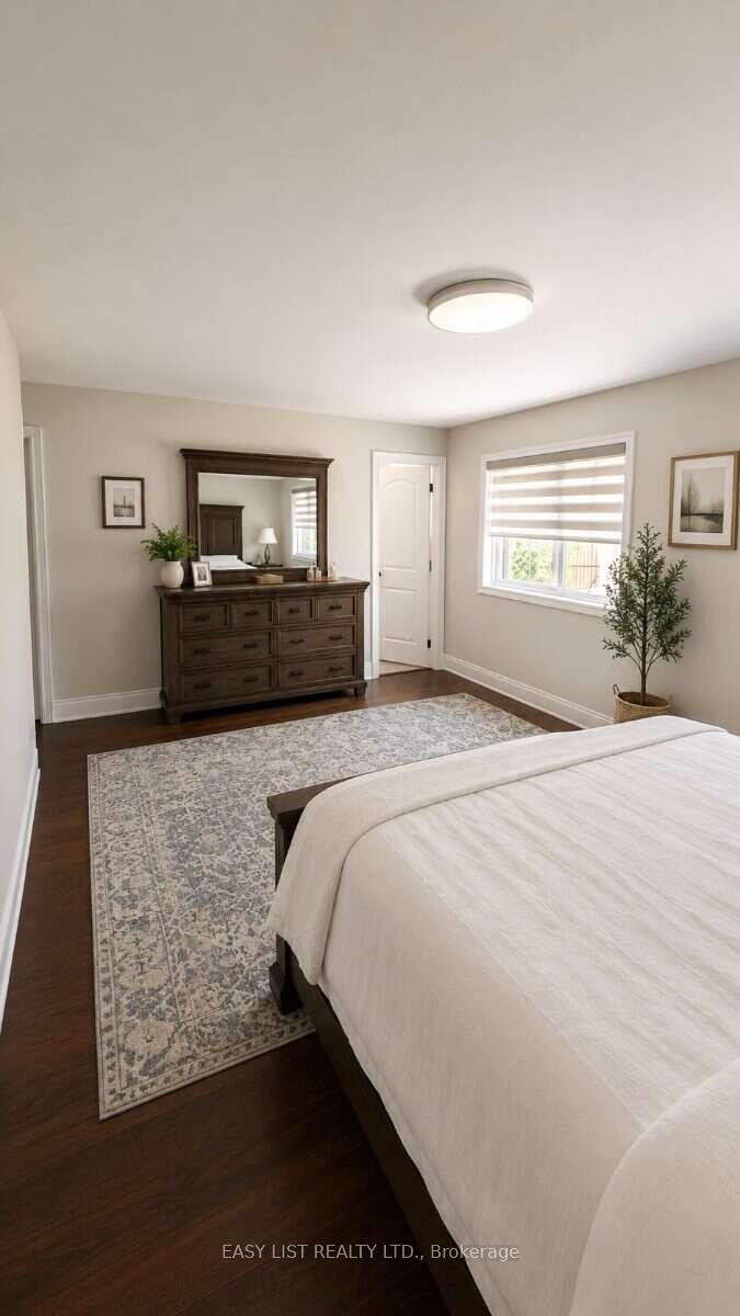 Photo 23 of 103 Fifefield Drive, Vaughan, Maple — HOMEH