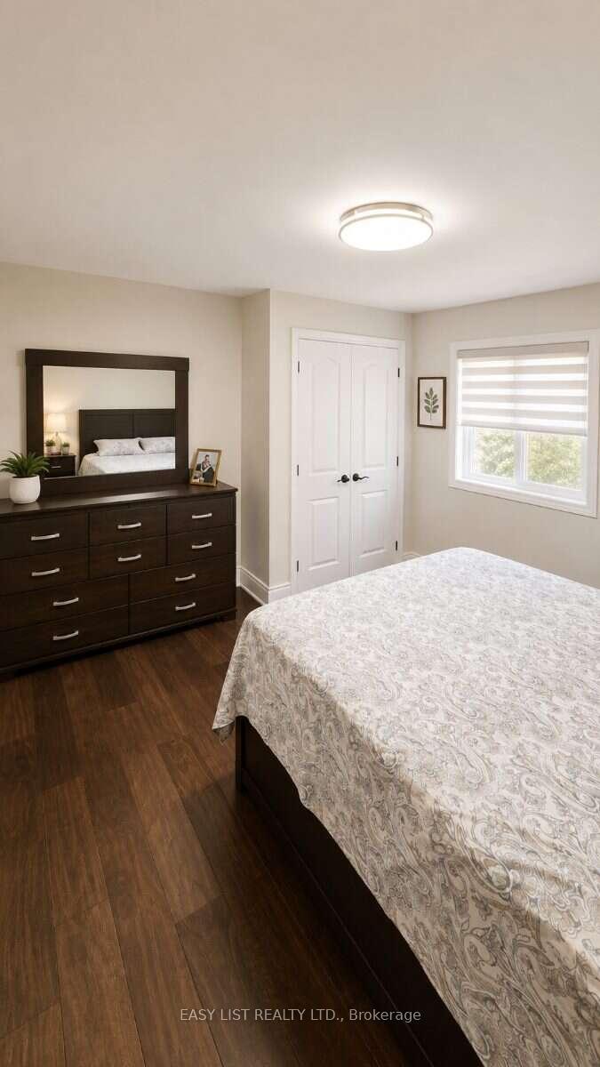 Photo 33 of 103 Fifefield Drive, Vaughan, Maple — HOMEH