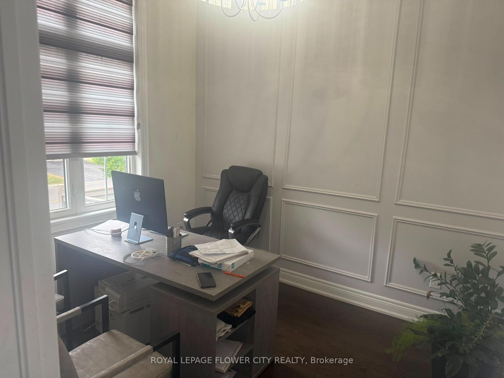 Photo 13 of 41 Cape Dorset Crescent, Brampton, Sandringham-Wellington — HOMEH