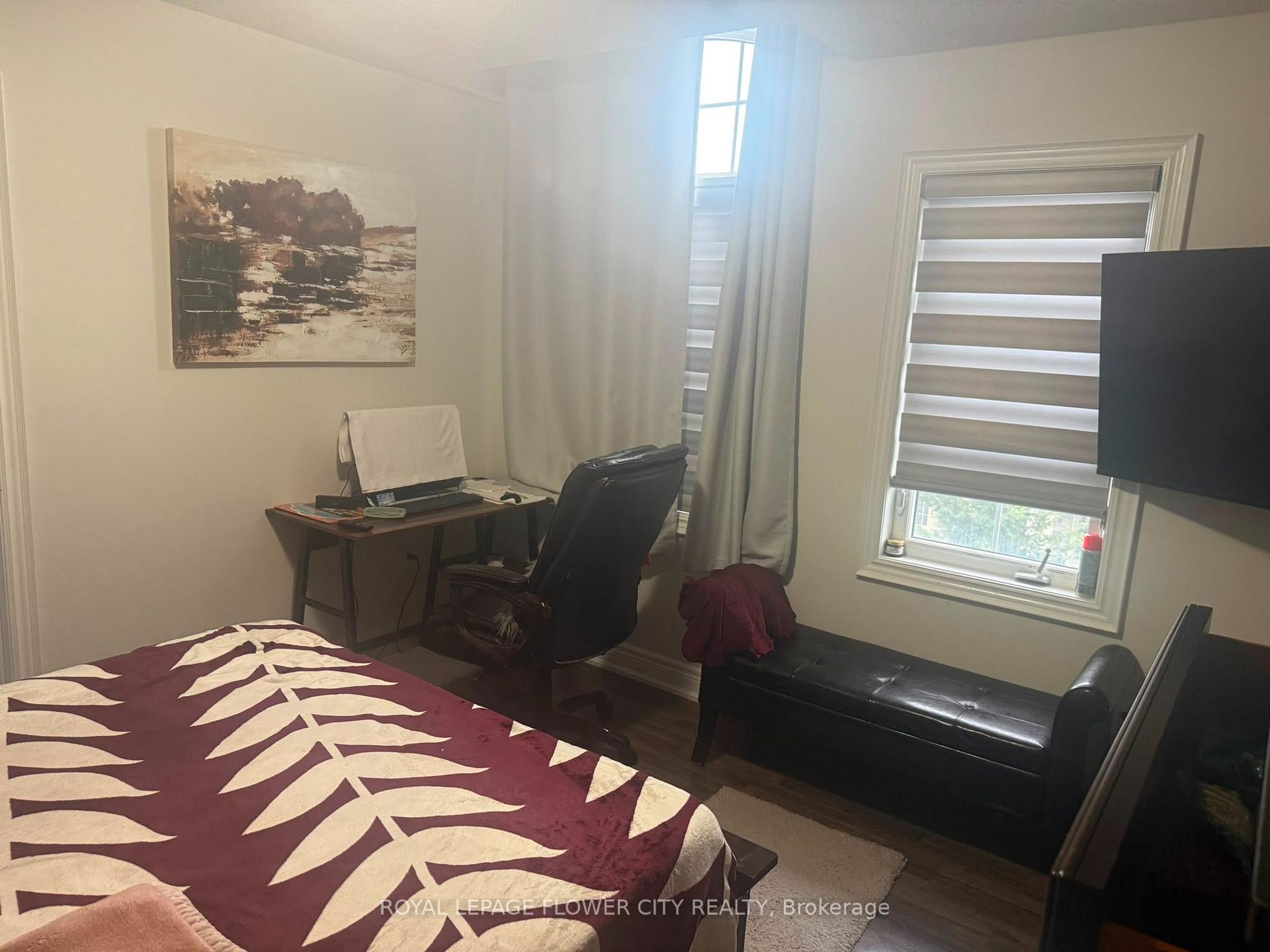Photo 21 of 41 Cape Dorset Crescent, Brampton, Sandringham-Wellington — HOMEH