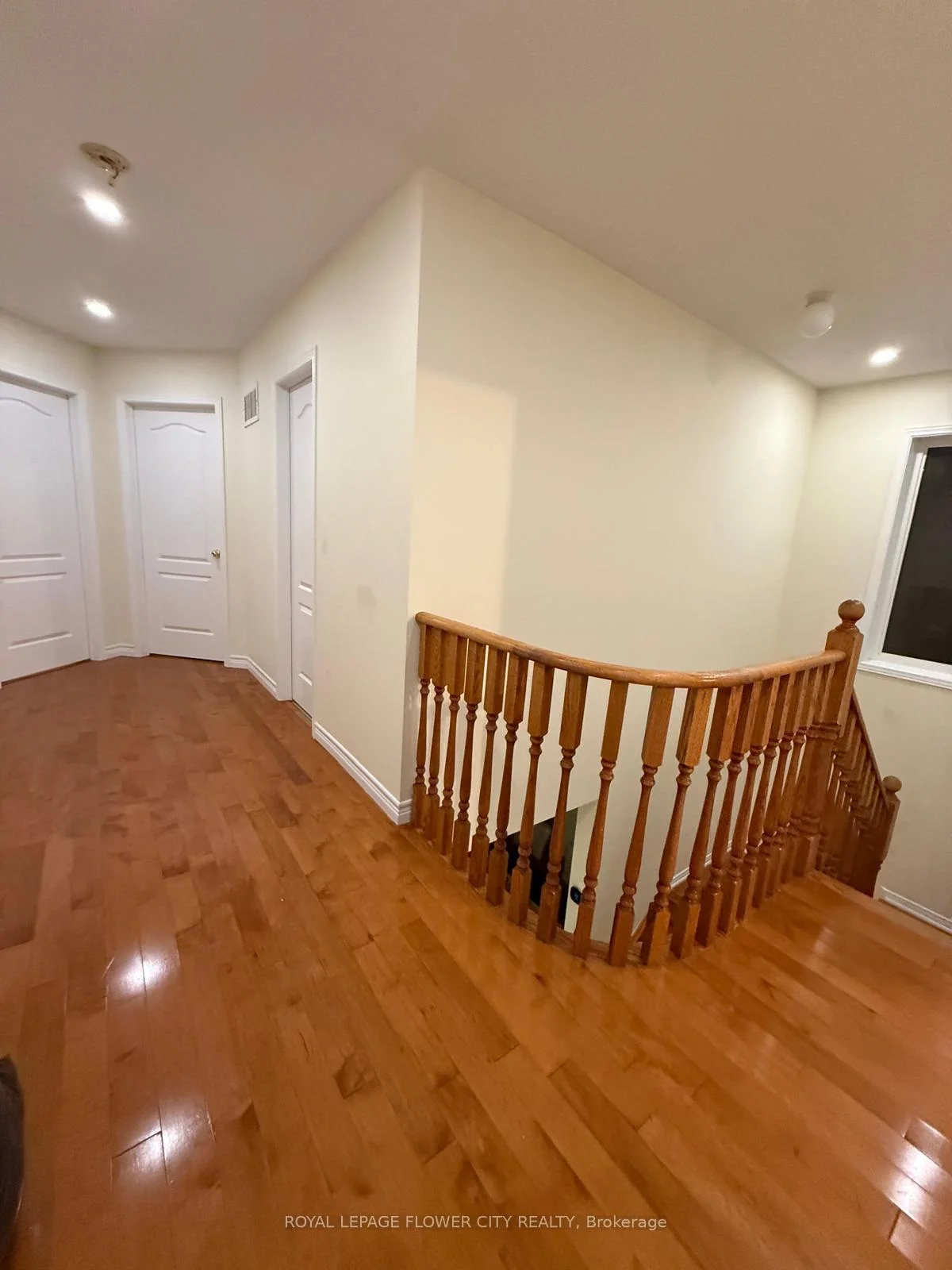 Photo 28 of 41 Cape Dorset Crescent, Brampton, Sandringham-Wellington — HOMEH
