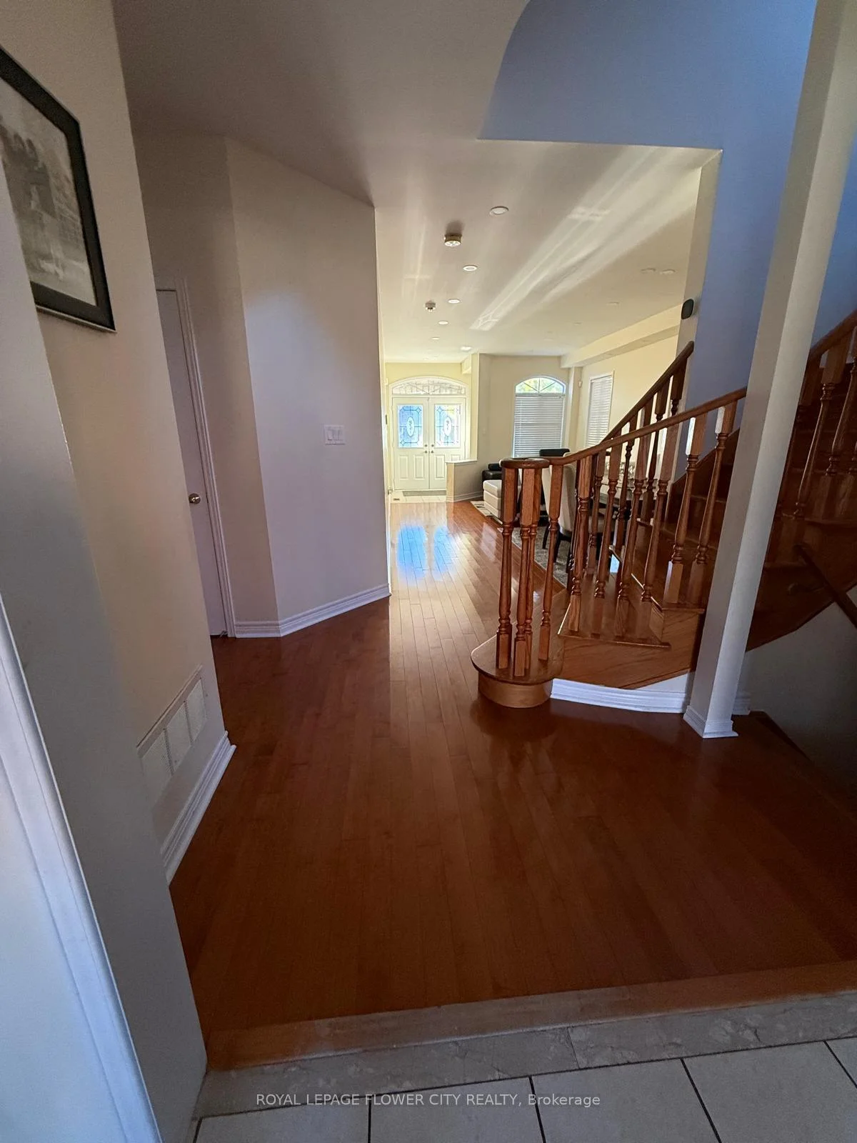 Photo 33 of 41 Cape Dorset Crescent, Brampton, Sandringham-Wellington — HOMEH
