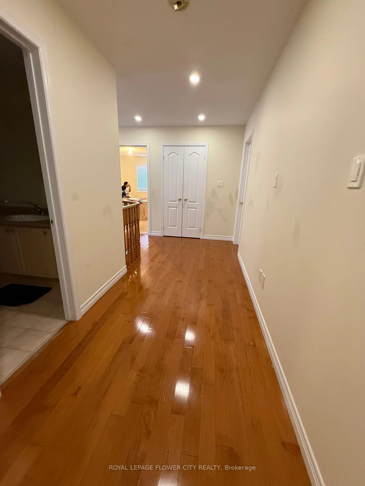 Photo 34 of 41 Cape Dorset Crescent, Brampton, Sandringham-Wellington — HOMEH