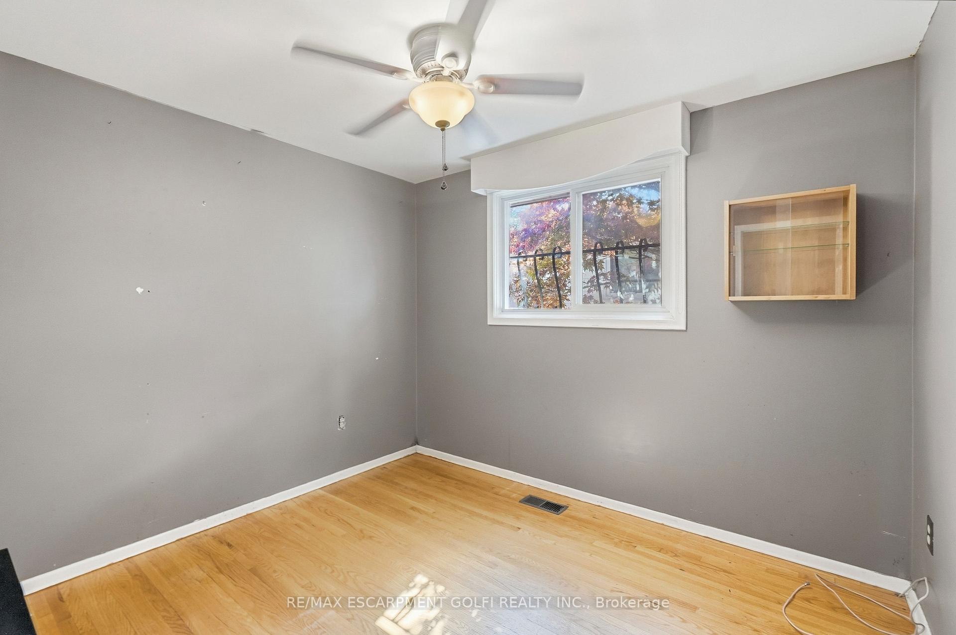 Photo 16 of 106 Victor Boulevard, Hamilton, Greeningdon — HOMEH